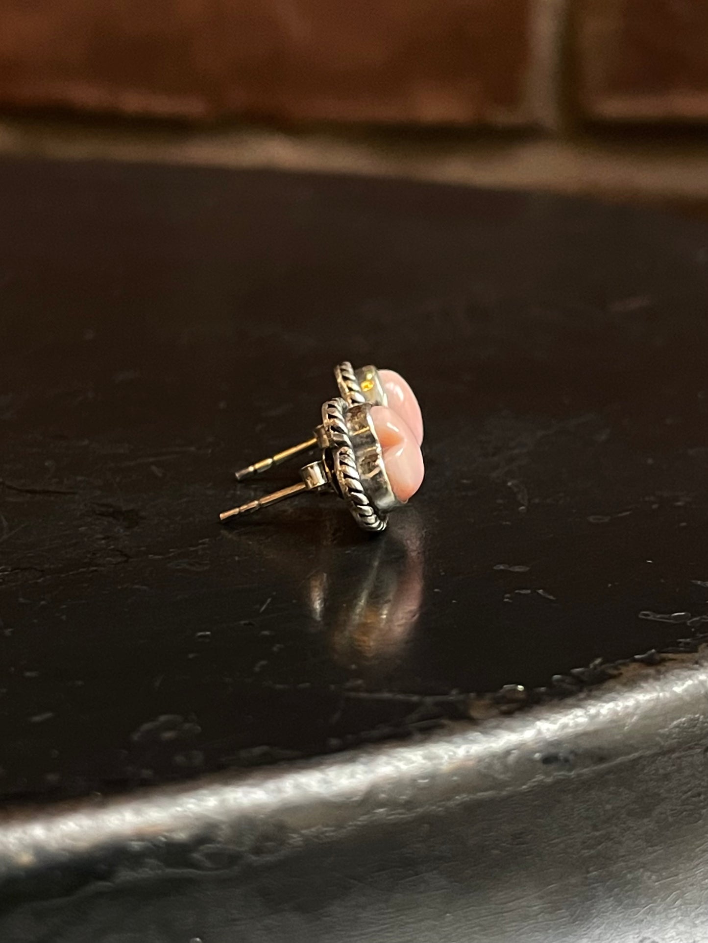 Pink Conch Heart Stud Earrings | 925 Sterling Silver G178