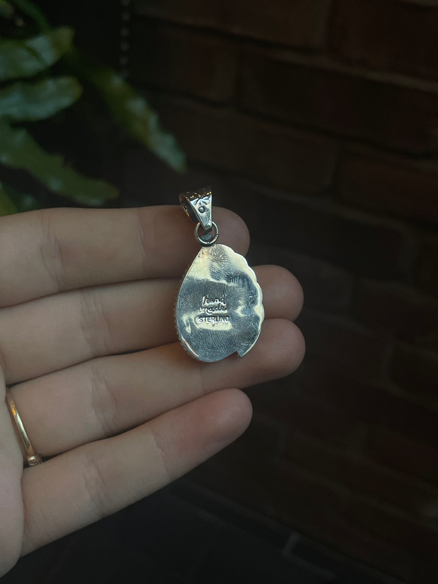 Spiny Oyster Feather Pendant | 925 Sterling Silver C914
