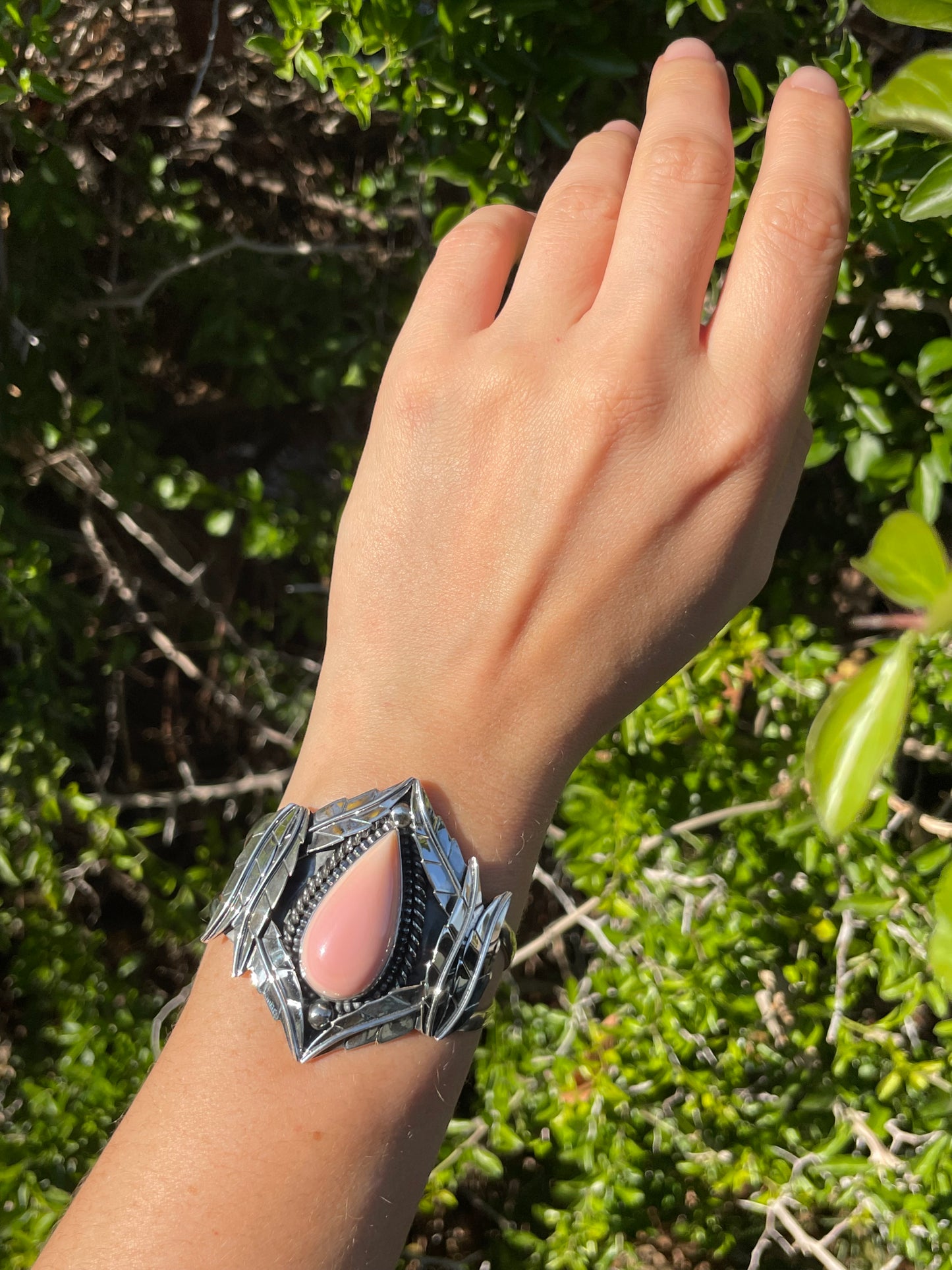 Pink Conch Multi Feather Cuff Bracelet | Sterling Silver 925 B725