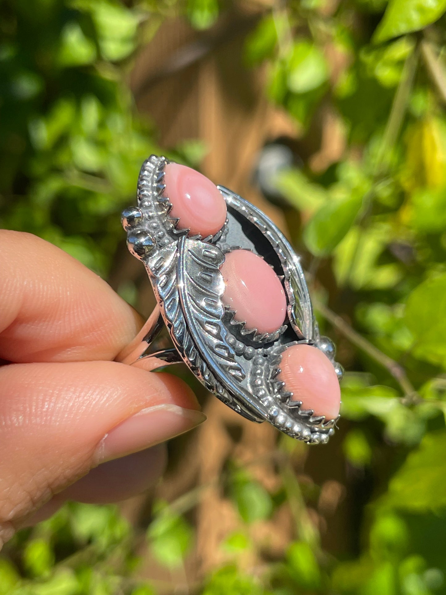 Pink Conch Triple Stone Leaf Ring | 925 Sterling Silver | Size 7 B287
