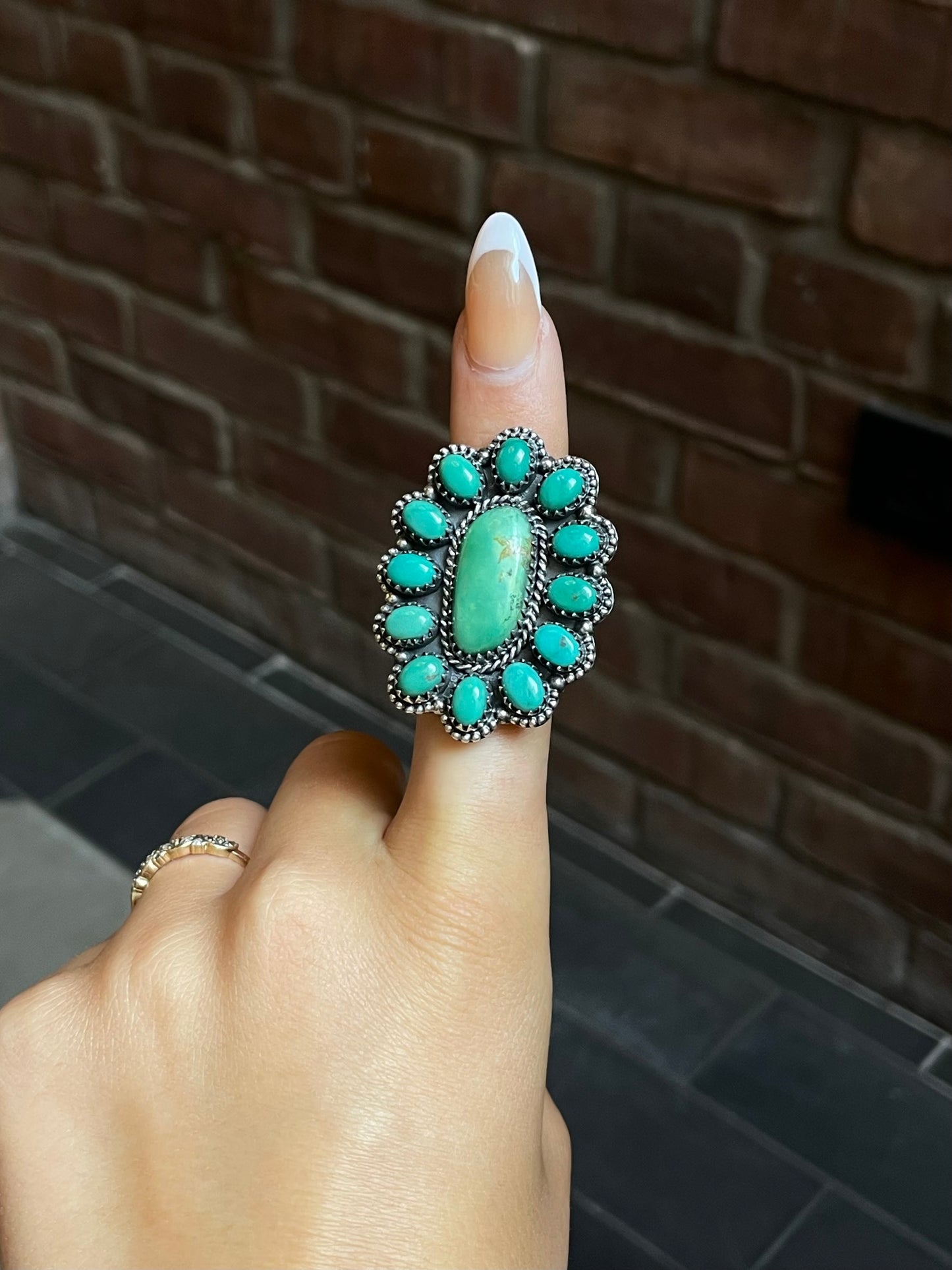 Kingman Turquoise Flower Cluster Ring | Sterling Silver | Size 9 | A132