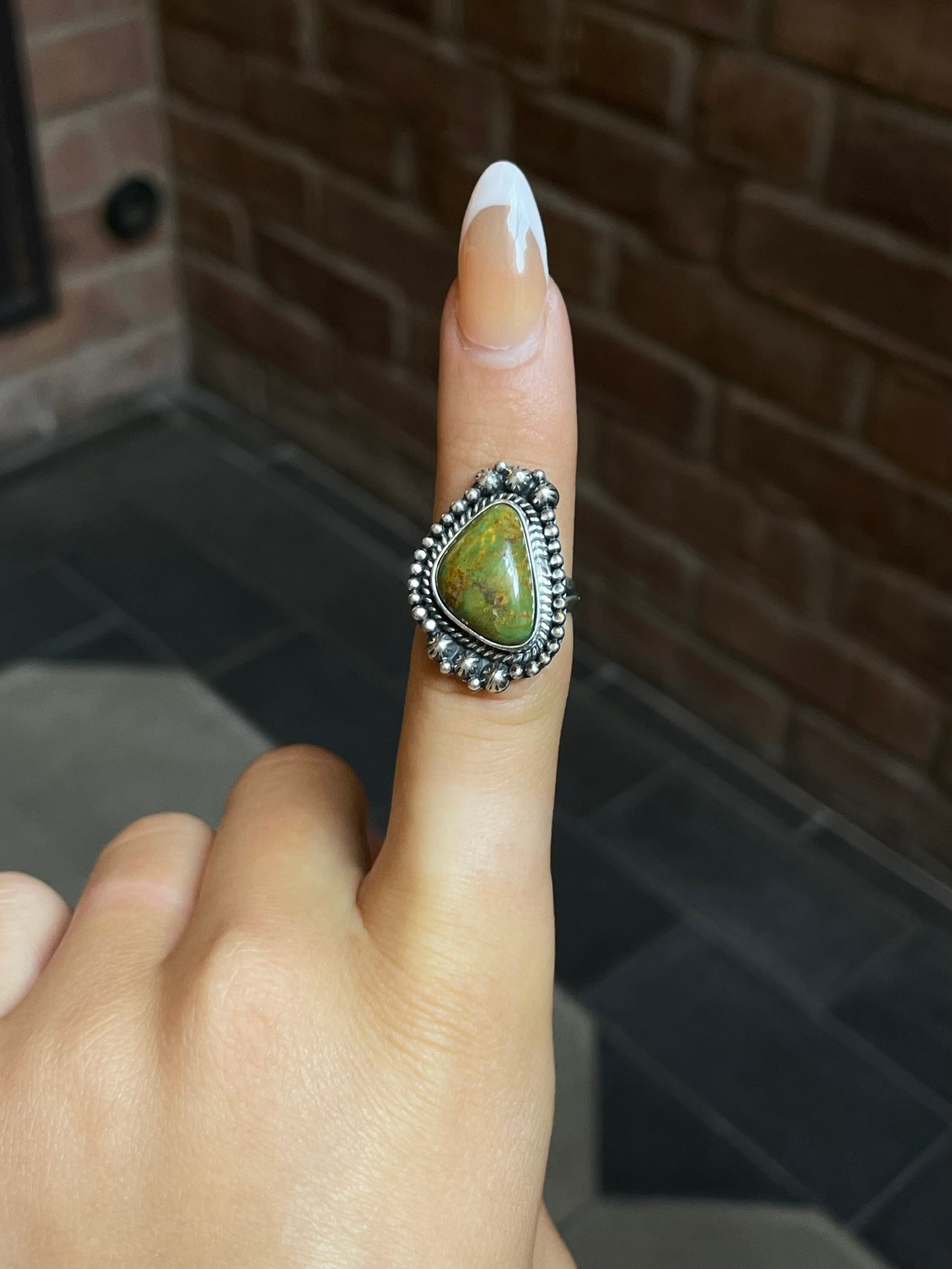 Kingman Turquoise Oval Ring | Sterling Silver | Size 7 | A324
