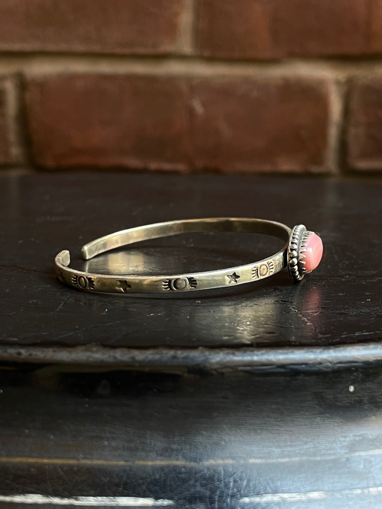 Pink Conch Cuff Bracelet | 925 Sterling Silver E969