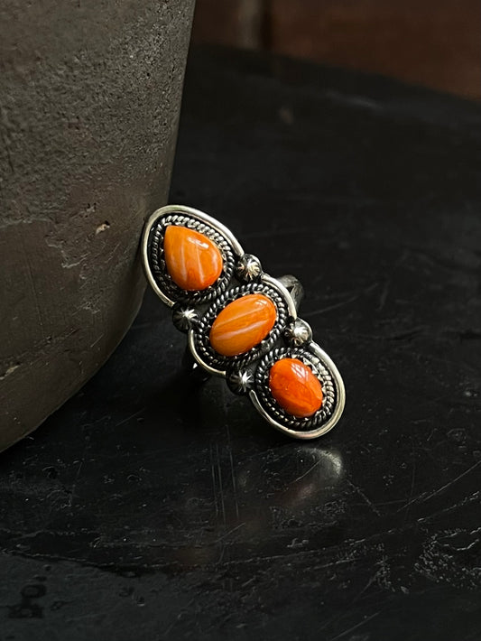 Spiny Oyster Triple Stone Ring Size 7 | 925 Sterling Silver Southwest E211