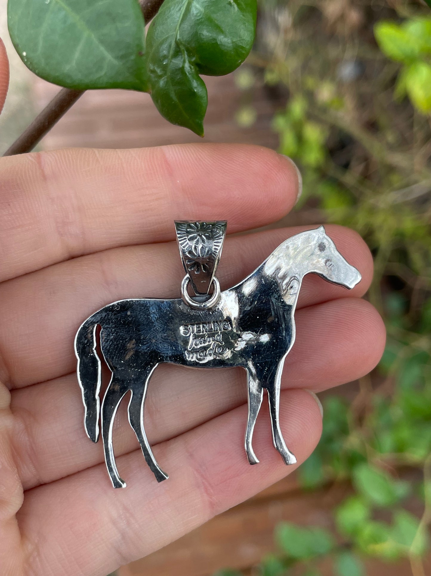 Pink Conch Horse Pendant | 925 Sterling Silver B982