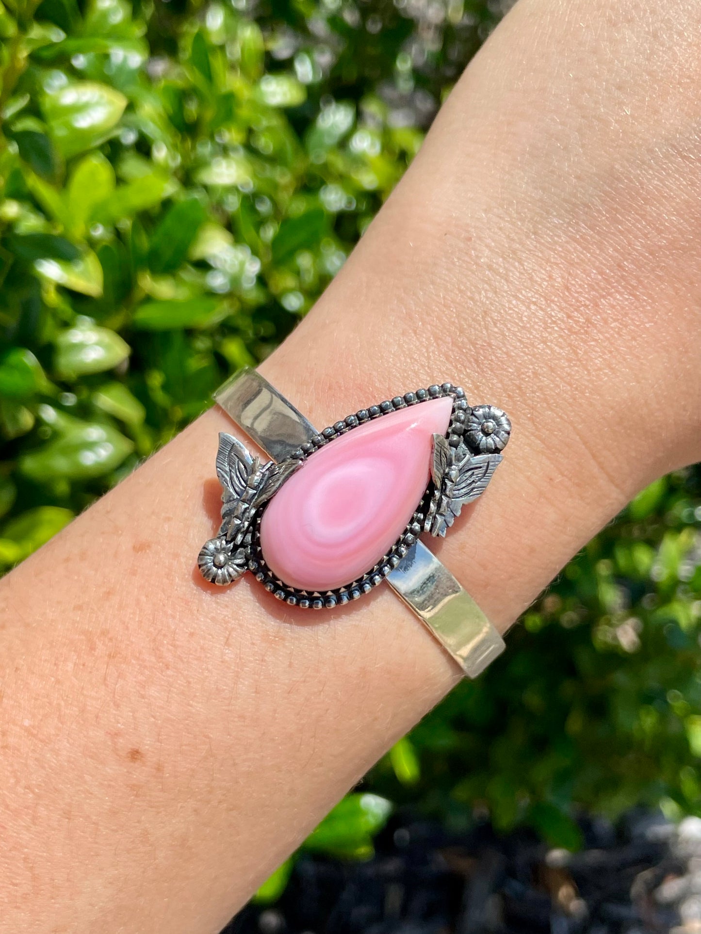 Pink Conch Butterfly Floral Cuff Bracelet | 925 Sterling Silver D157