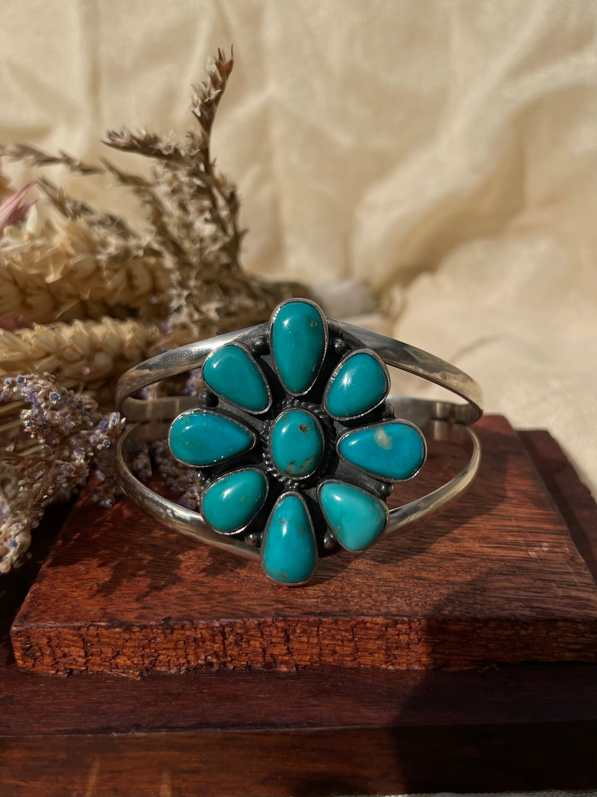 Turquoise Cluster Cuff Bracelet | 925 Sterling Silver D283