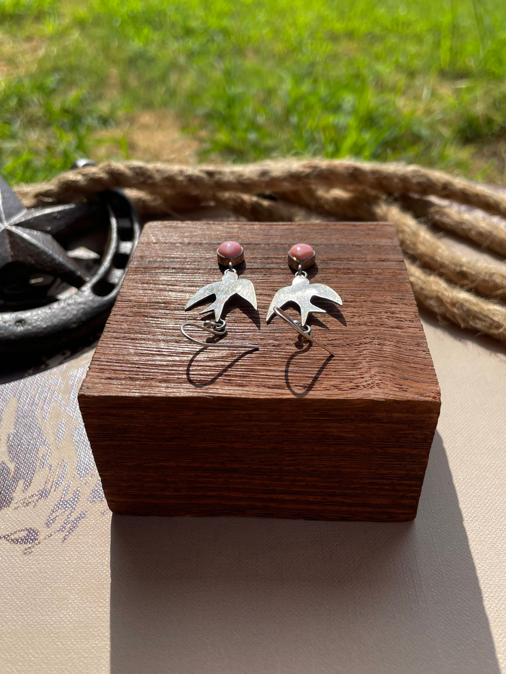 Pink Conch Bird Dangle Earrings | 925 Sterling Silver G704