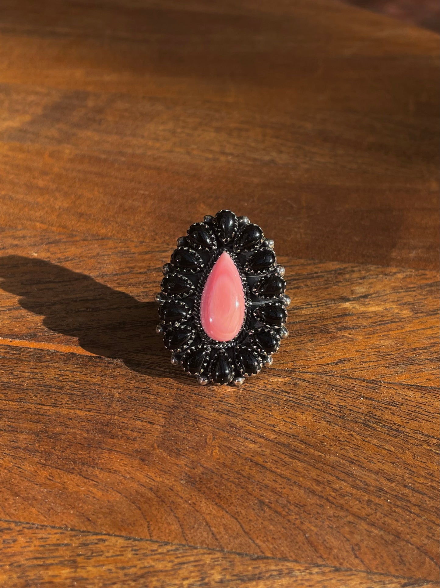 Pink Conch & Black Onyx Ring | Sterling Silver 925 | Size 7 C801