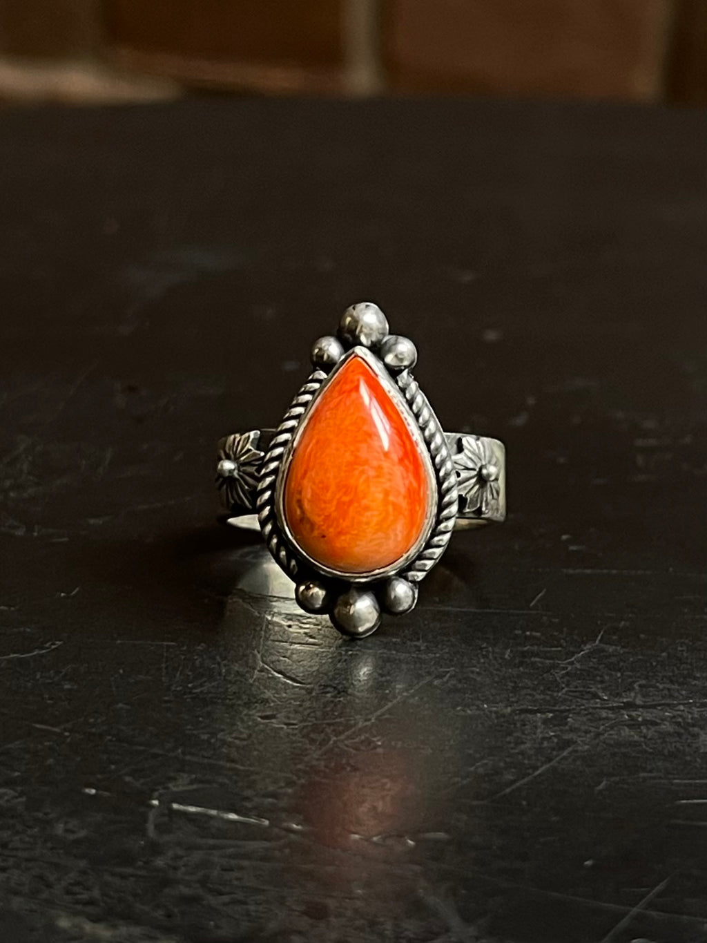 Spiny Oyster Tear Drop Ring | 925 Sterling Silver Size 7.25 E442