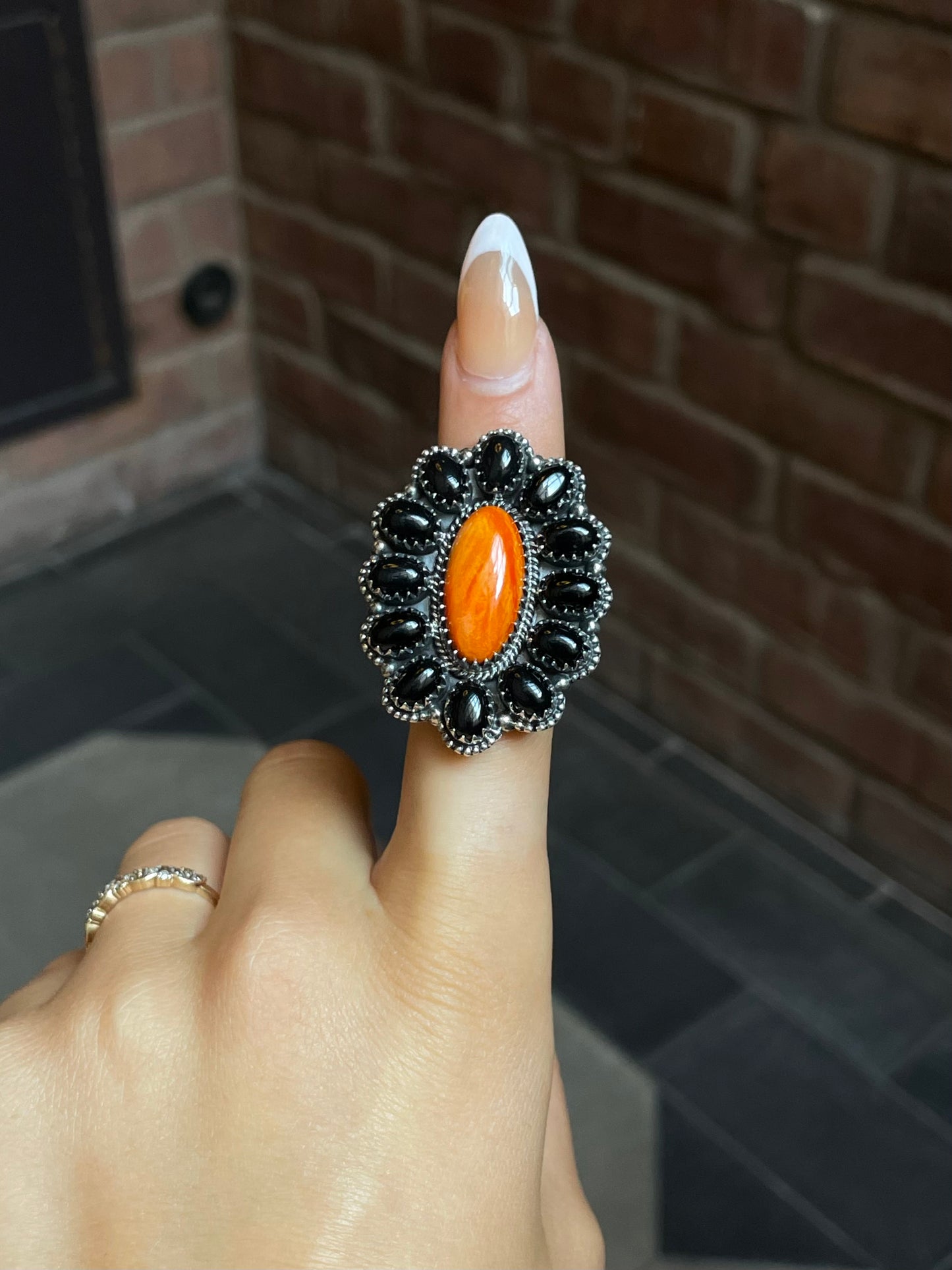 Spiny Oyster Flower Cluster Ring | Sterling Silver | Size 7 | A127