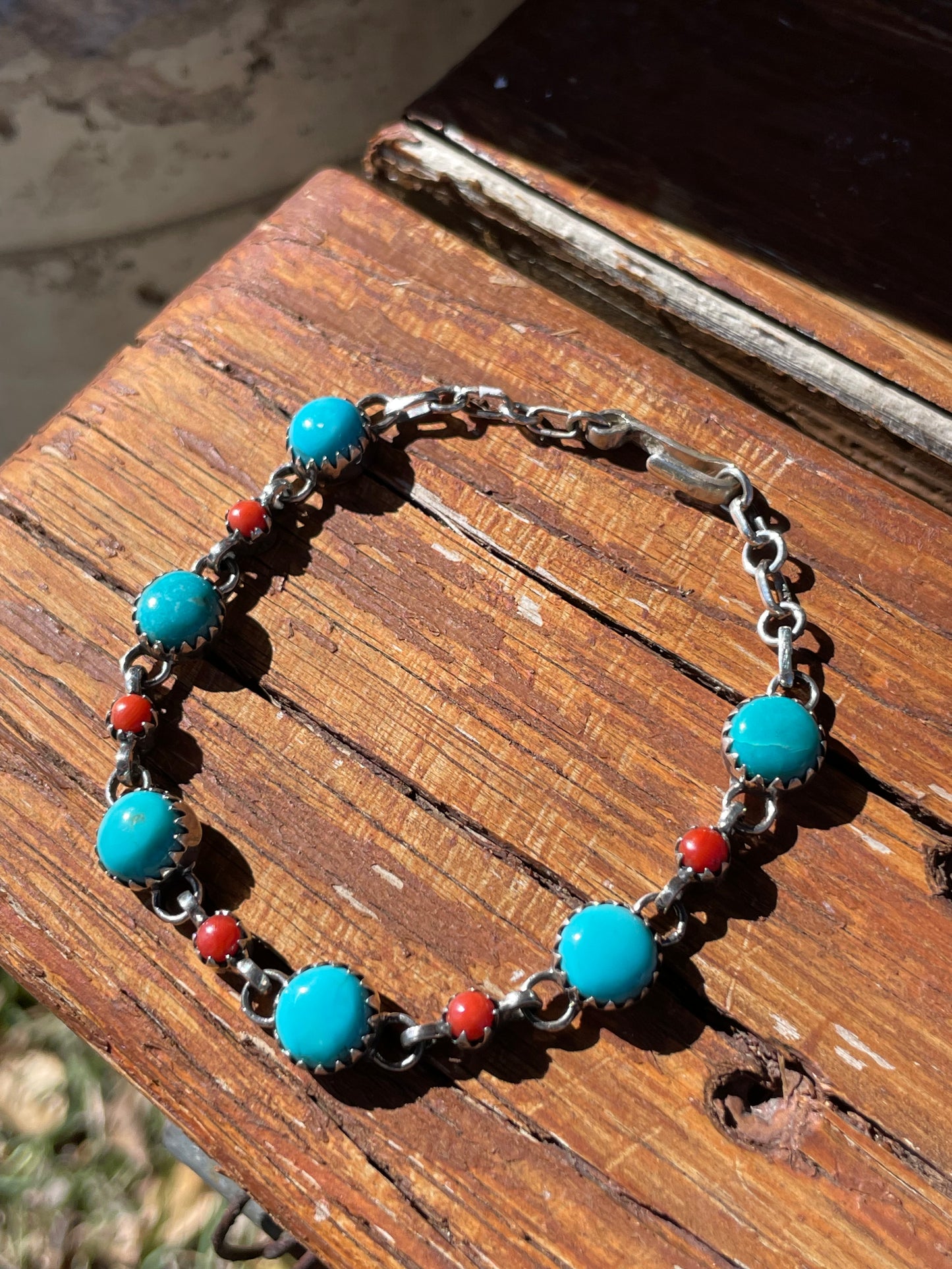 Kingman Turquoise and Italian Coral Link Bracelet | 925 Sterling Silver B918