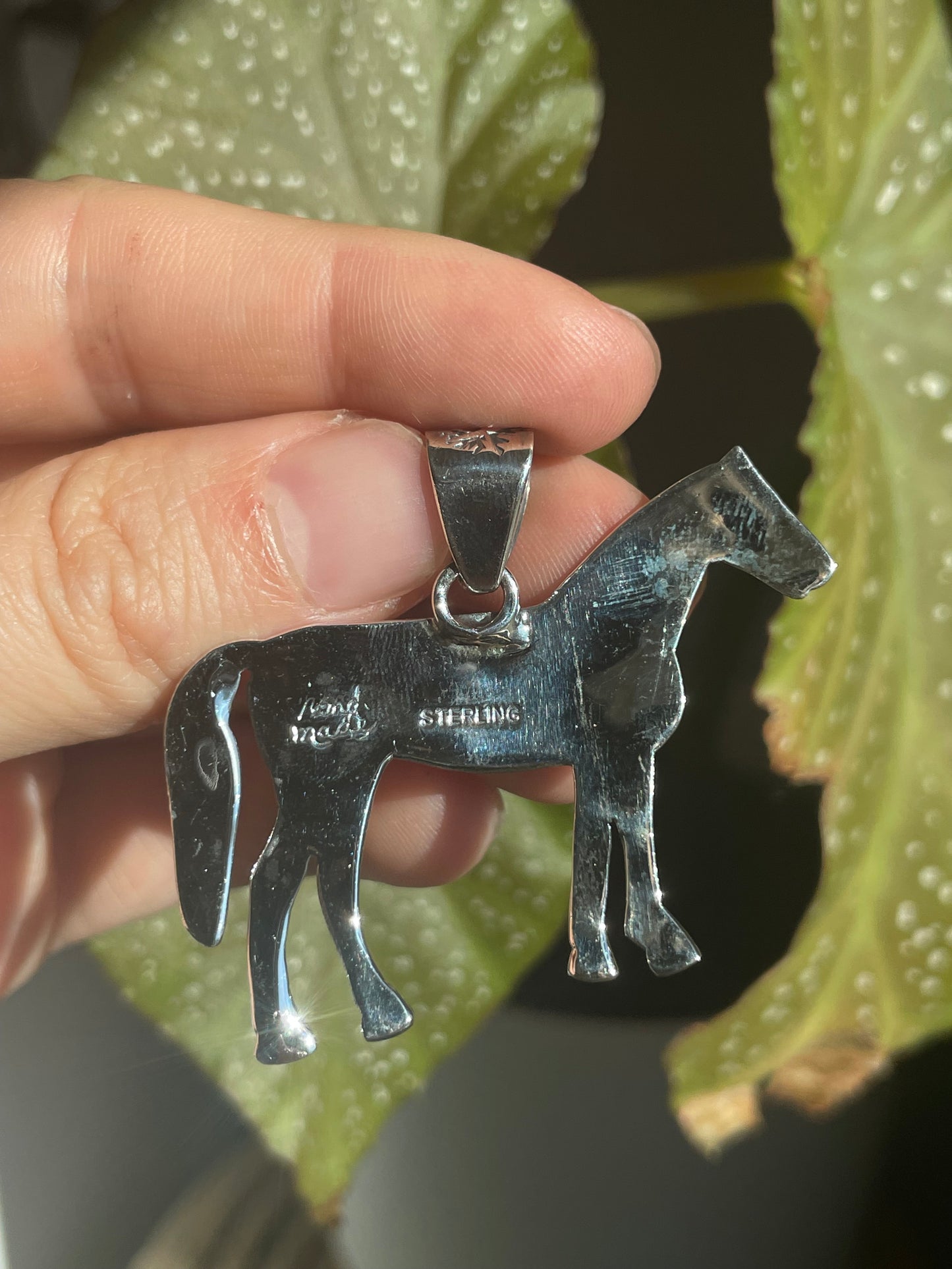 Pink Conch Horse Pendant | Sterling Silver 925 B840
