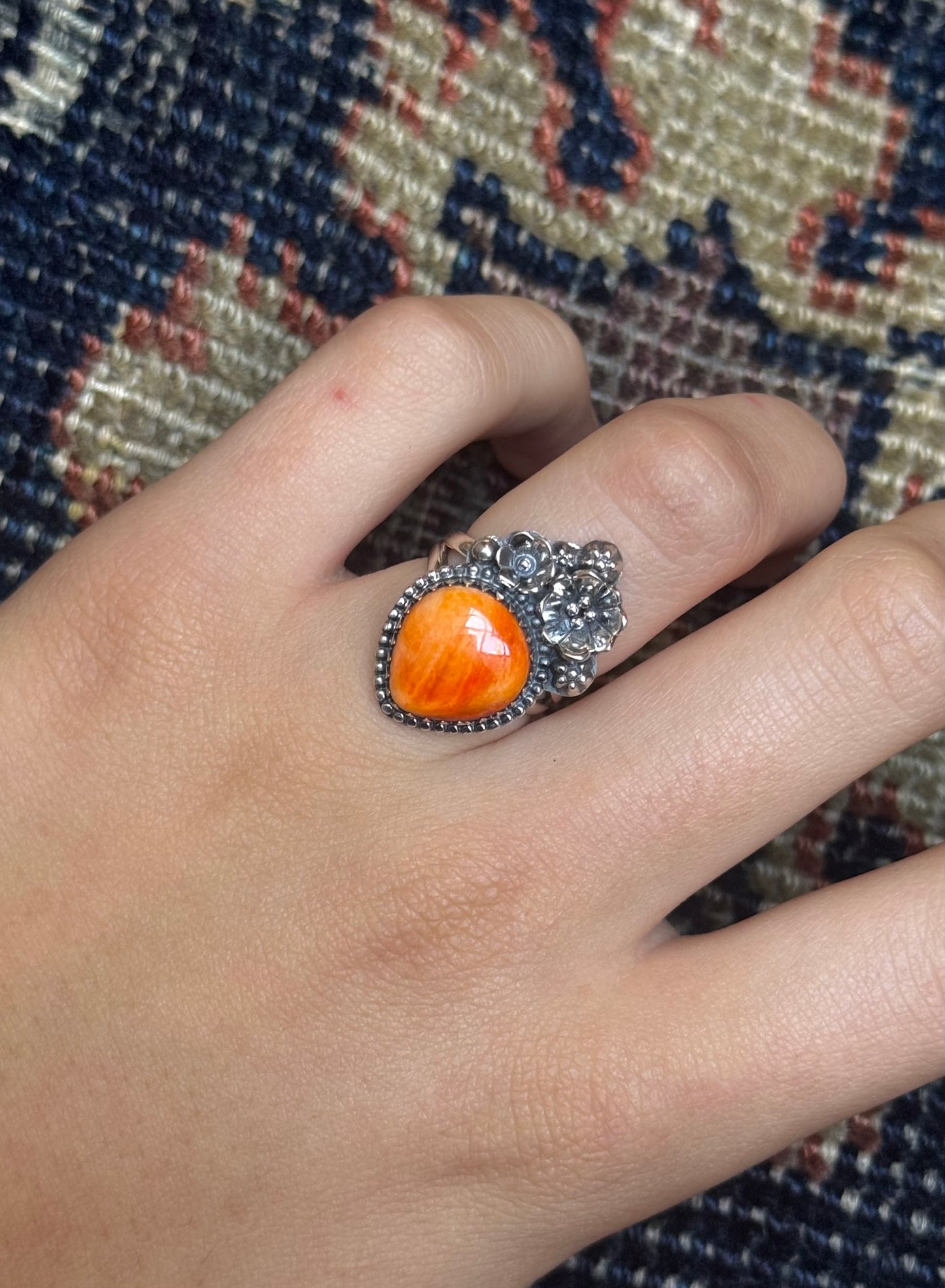 Spiny Oyster Floral Ring | 925 Sterling Silver | Size 6 C221
