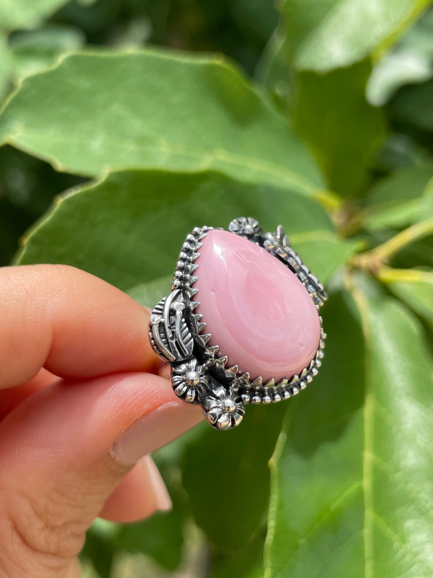 Pink Conch Tear Drop Ring Size 4 | 925 Sterling Silver D182