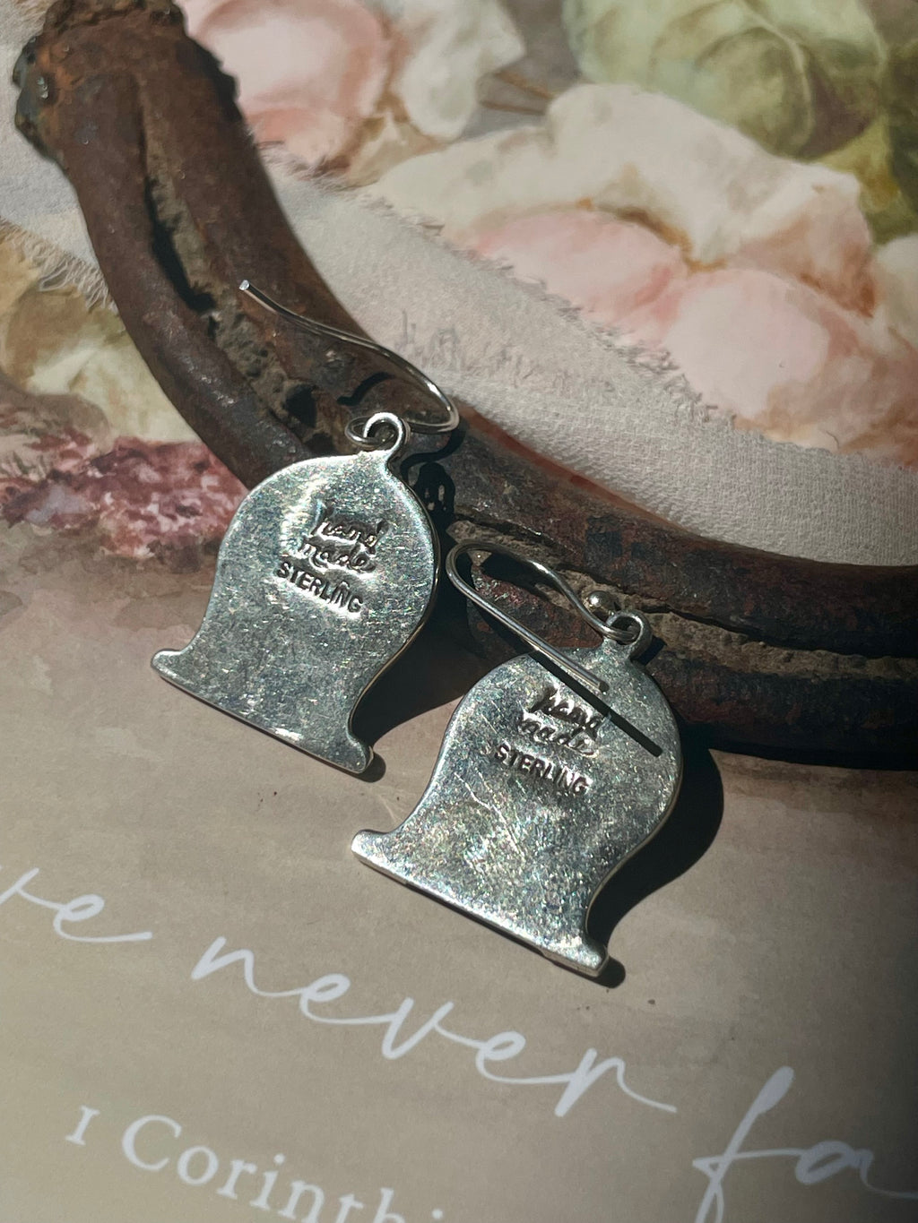 Pink Conch Horseshoe Dangle Earrings | 925 Sterling Silver D243