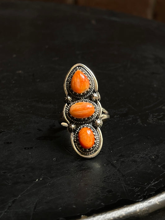 Spiny Oyster Triple Stone Ring Size 7 | 925 Sterling Silver Southwest E201