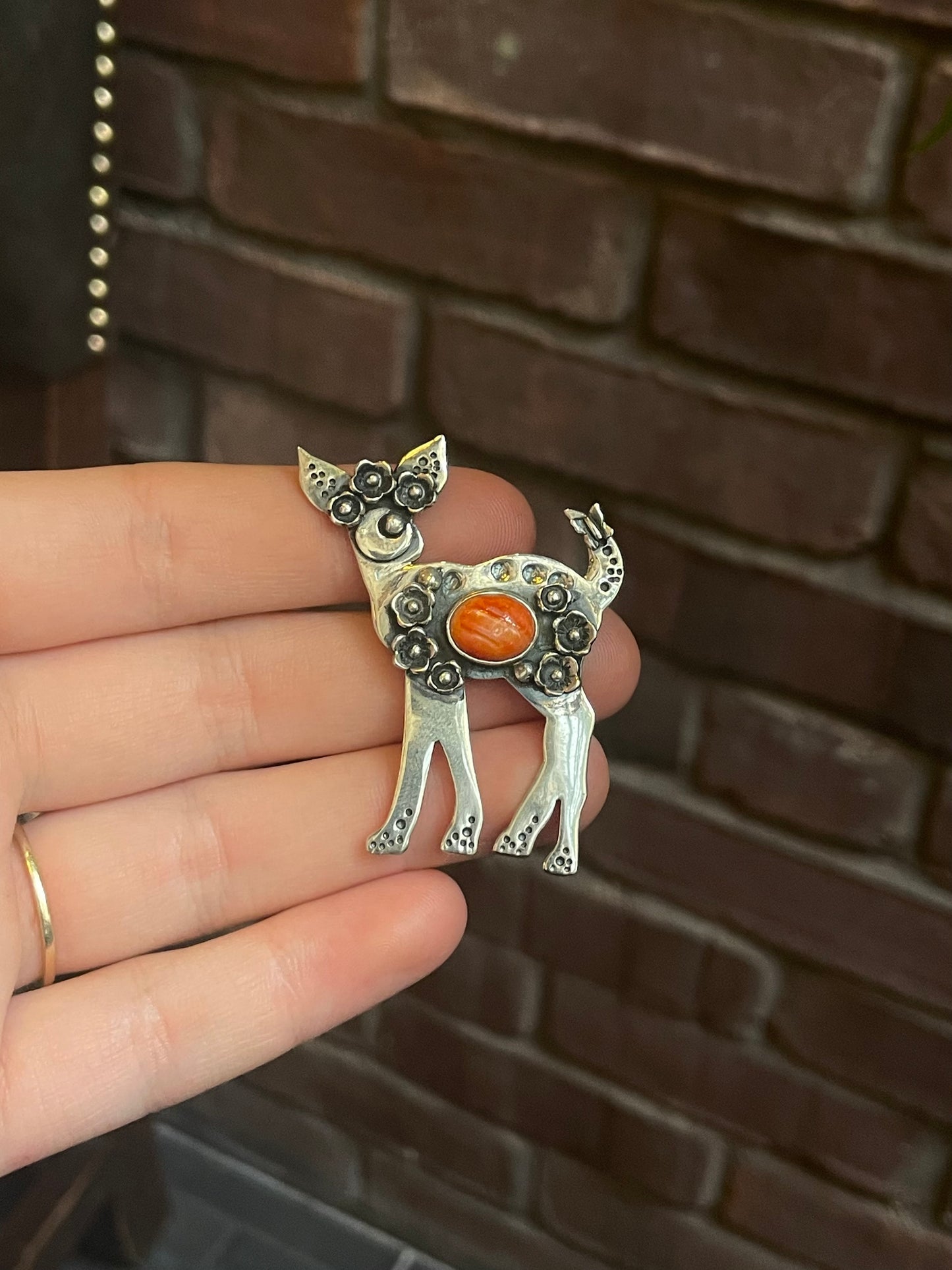Spiny Oyster Deer Pendant | 925 Sterling Silver C512