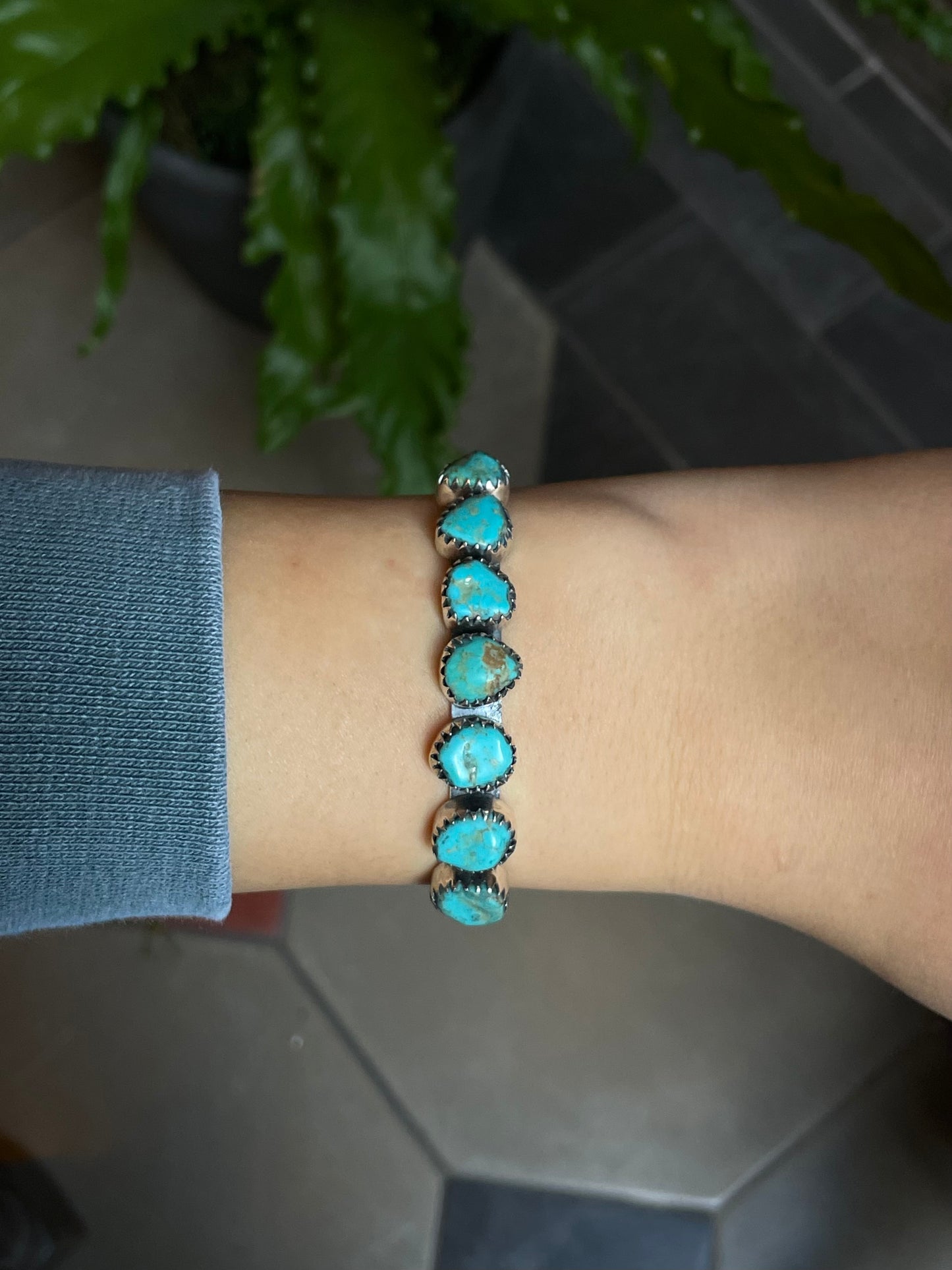 Kingman Turquoise Cuff | Mixed Shape Row | 925 Silver E539