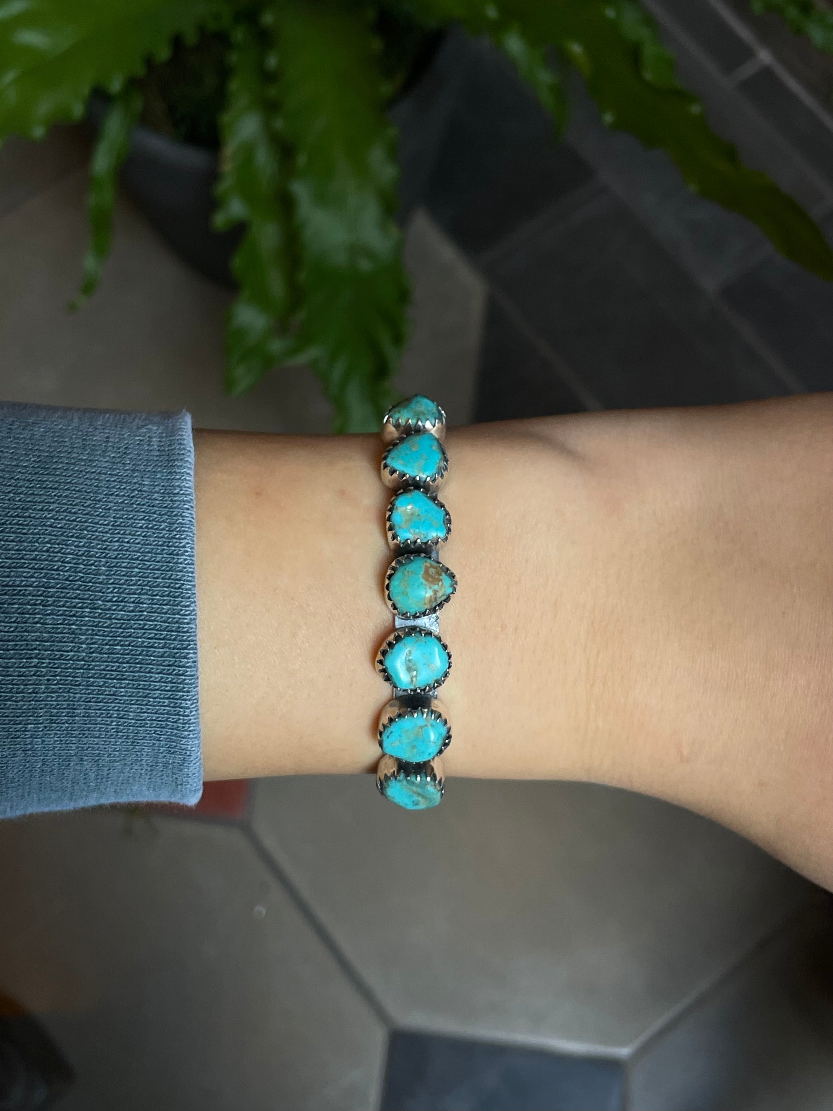 Kingman Turquoise Cuff | Mixed Shape Row | 925 Silver E539