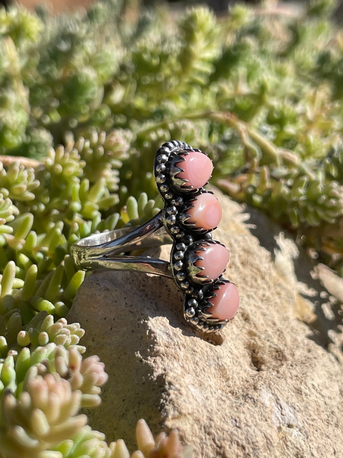 Pink Conch Row Ring Size 6 | 925 Sterling Silver Southwest B987