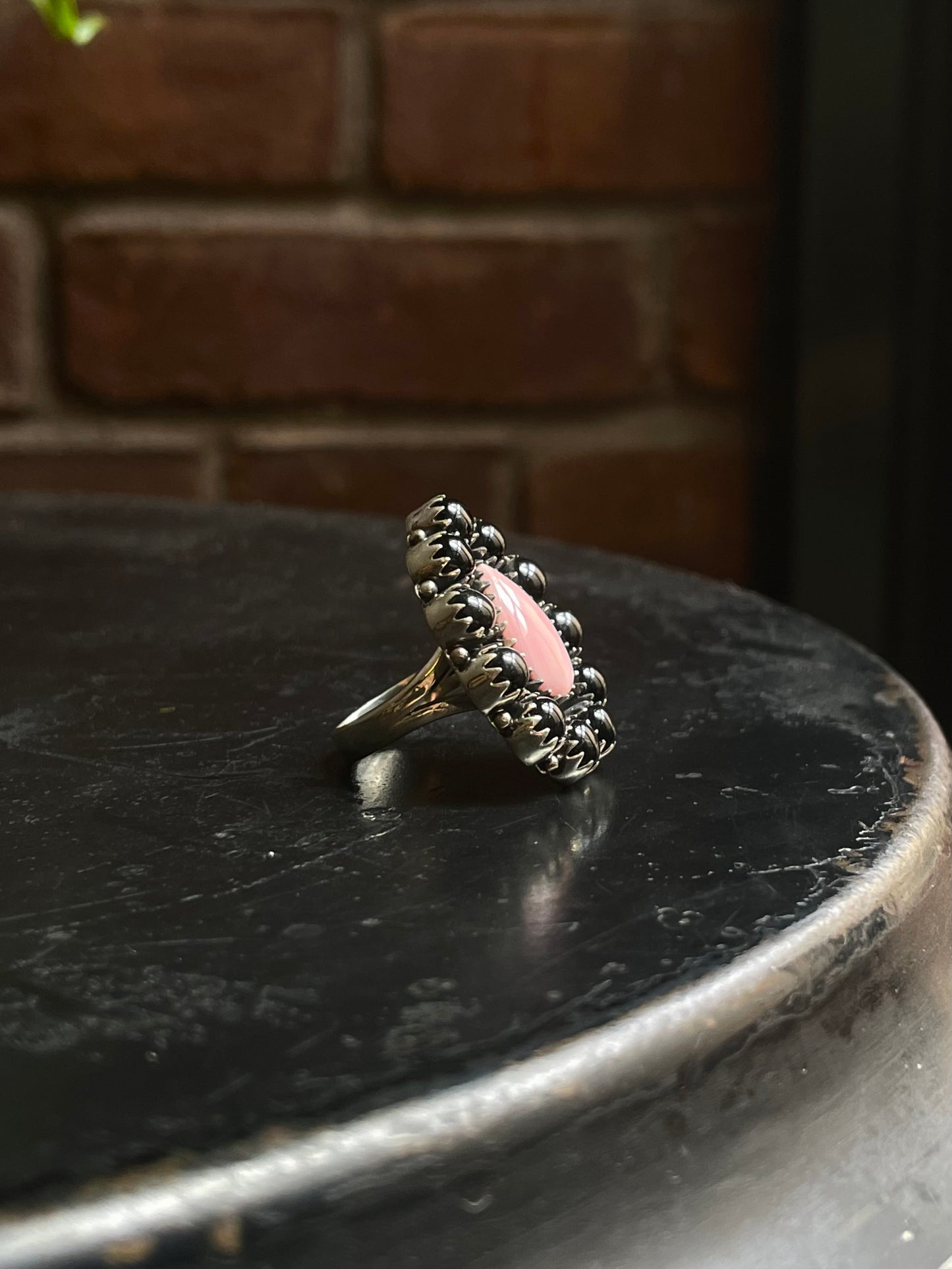 Pink Conch Teardrop Ring | Black Onyx | 925 Sterling Silver | Size 6 E289