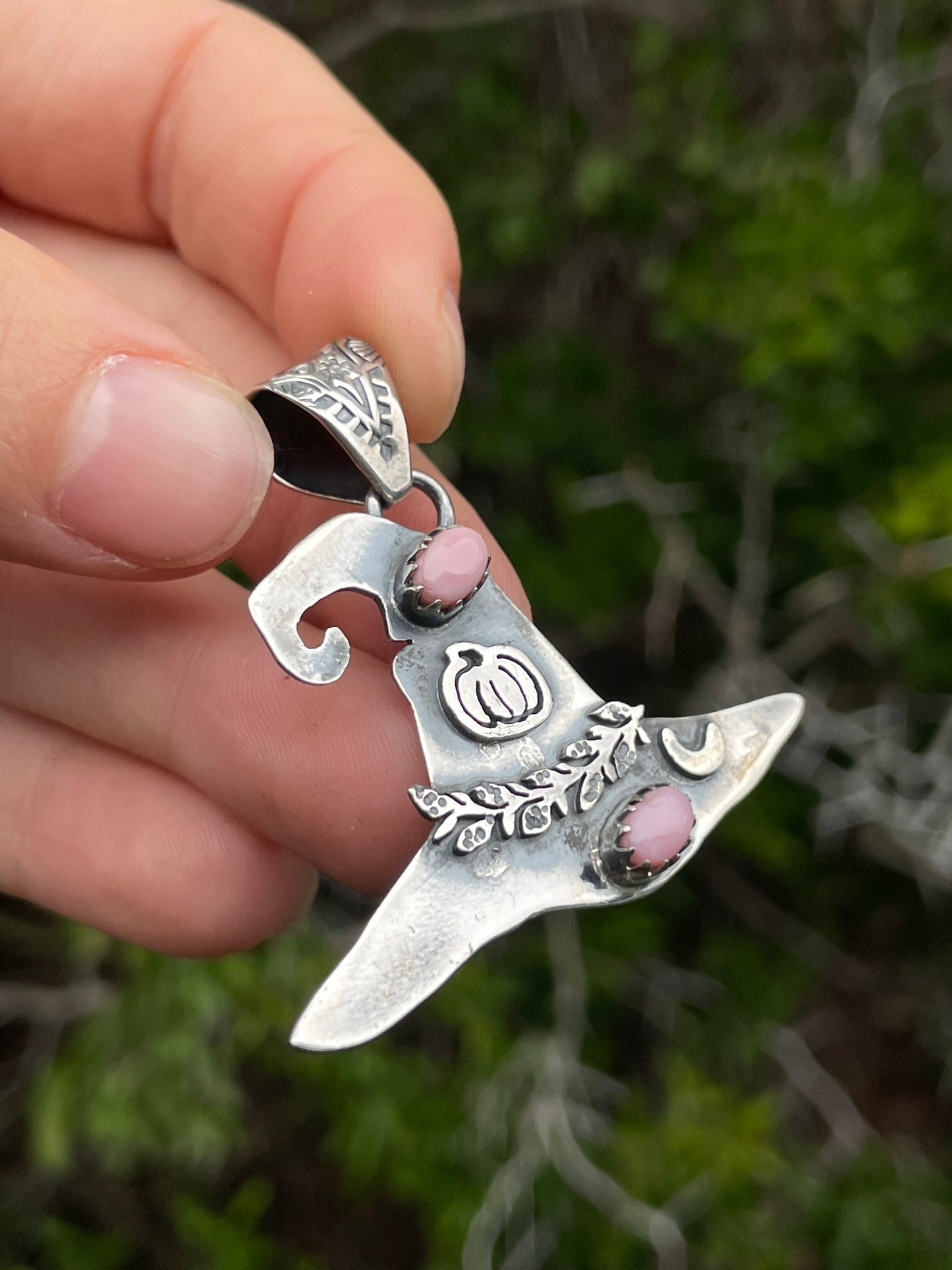 Pink Conch Hat Pendant | Sterling Silver 925 B764
