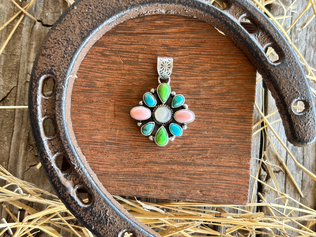 Mother of Pearl Multistone Pendant | 925 Sterling Silver Z32