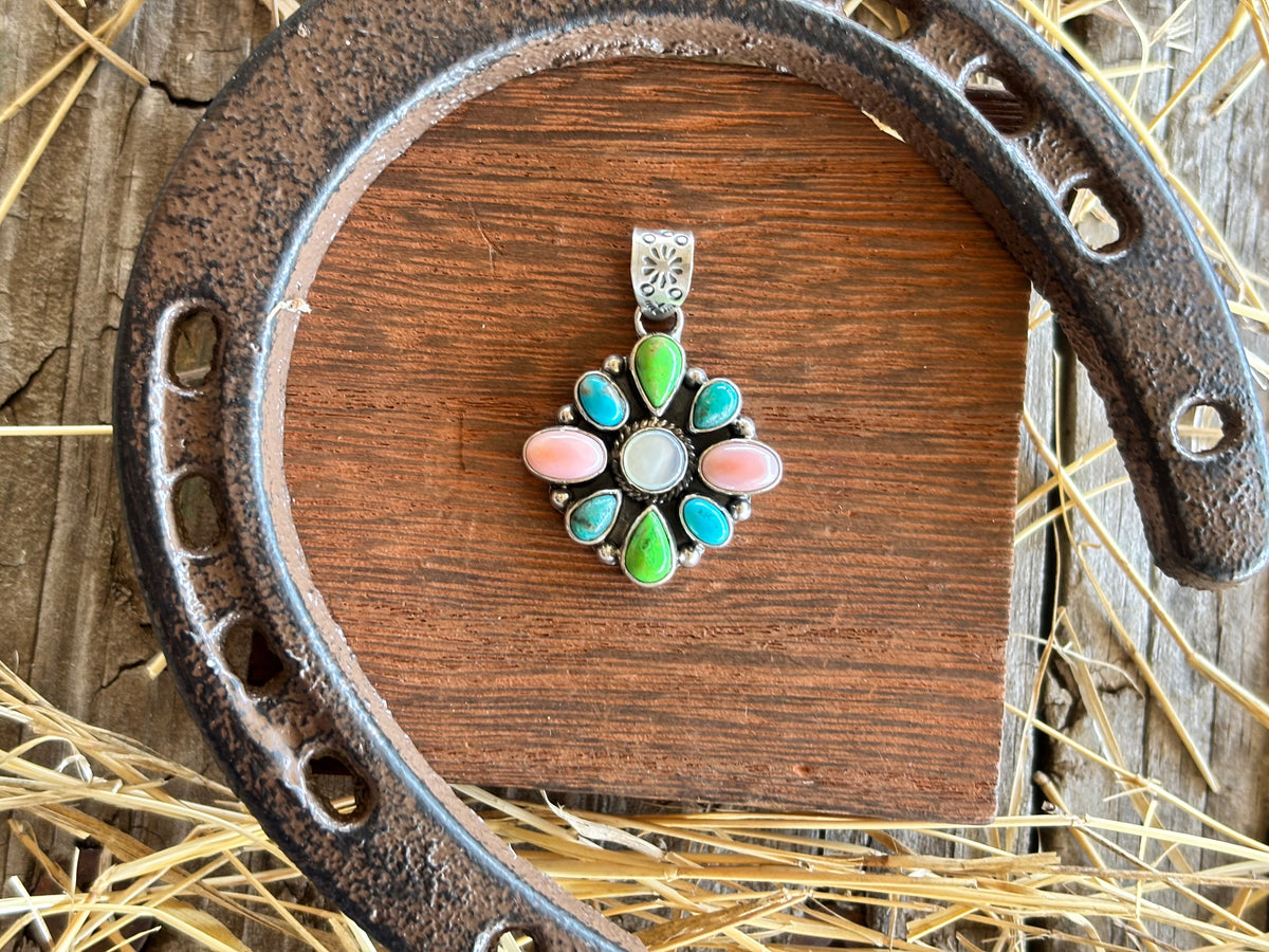 Mother of Pearl Multistone Pendant | 925 Sterling Silver Z32