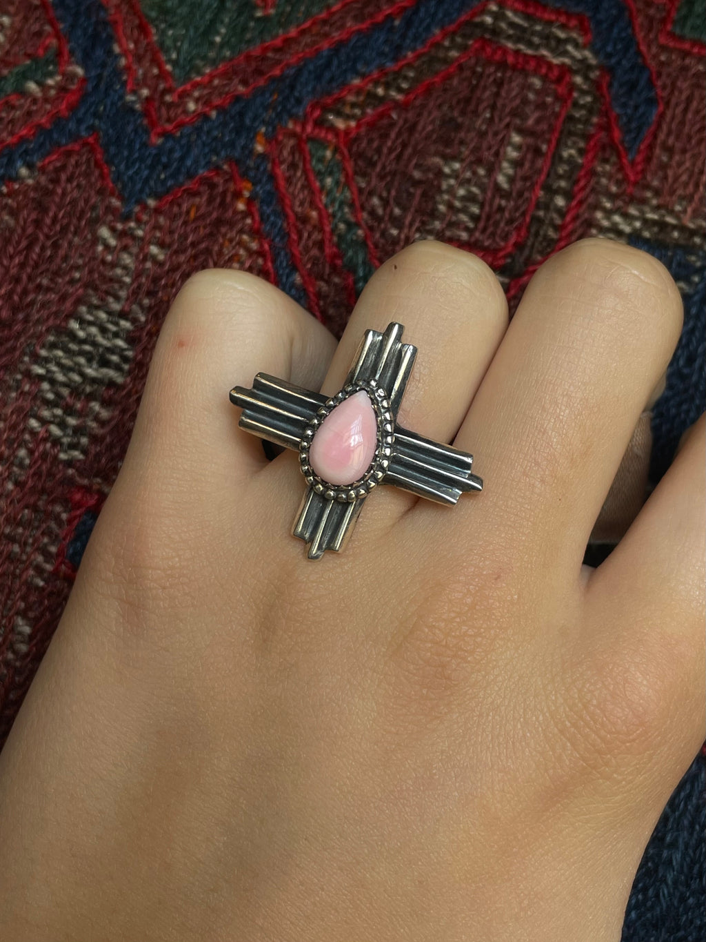 Pink Conch Zia Cross Ring Size 7 | 925 Sterling Silver E994