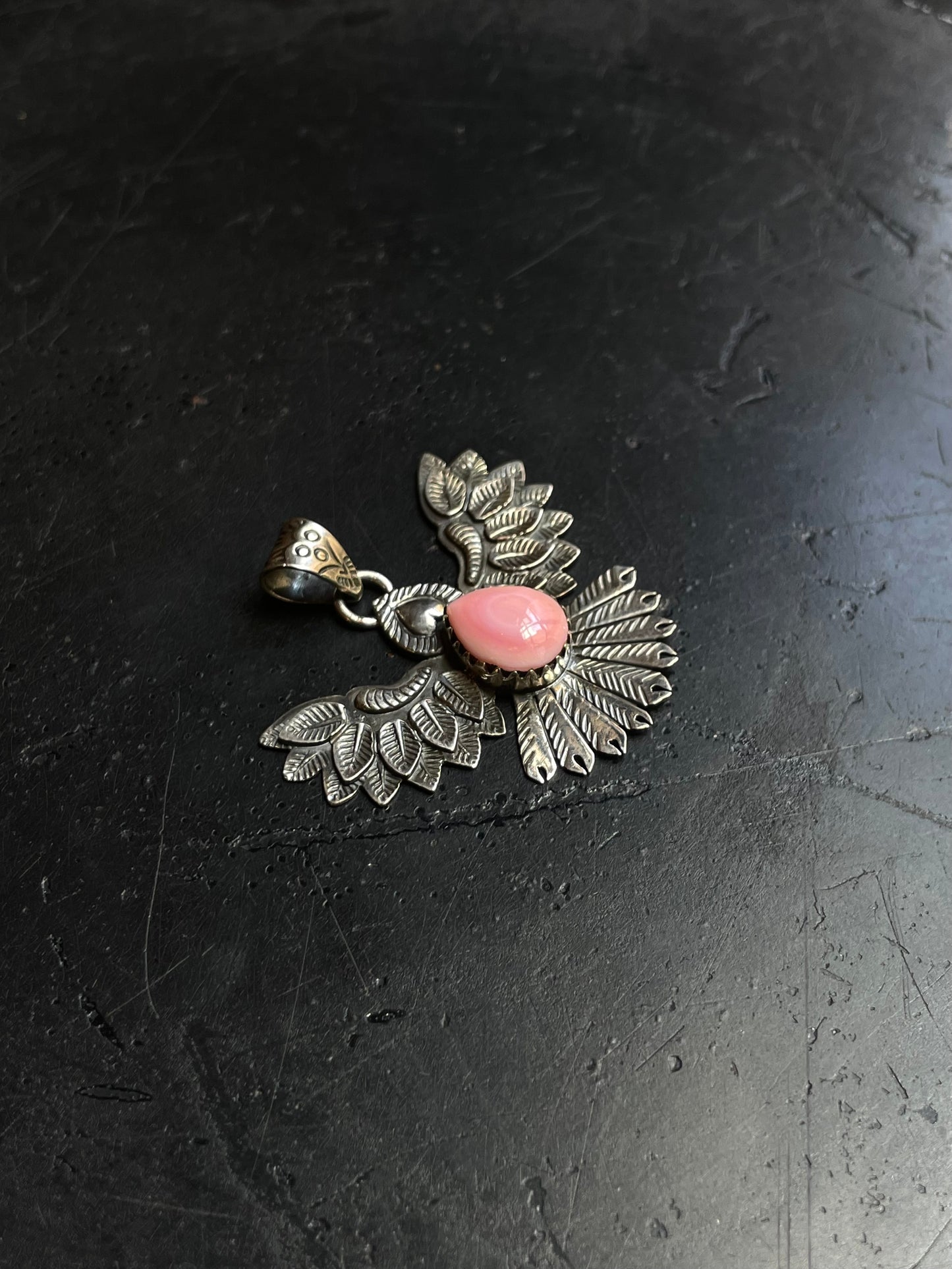 Pink Conch Thunderbird Pendant | 925 Sterling Silver E240