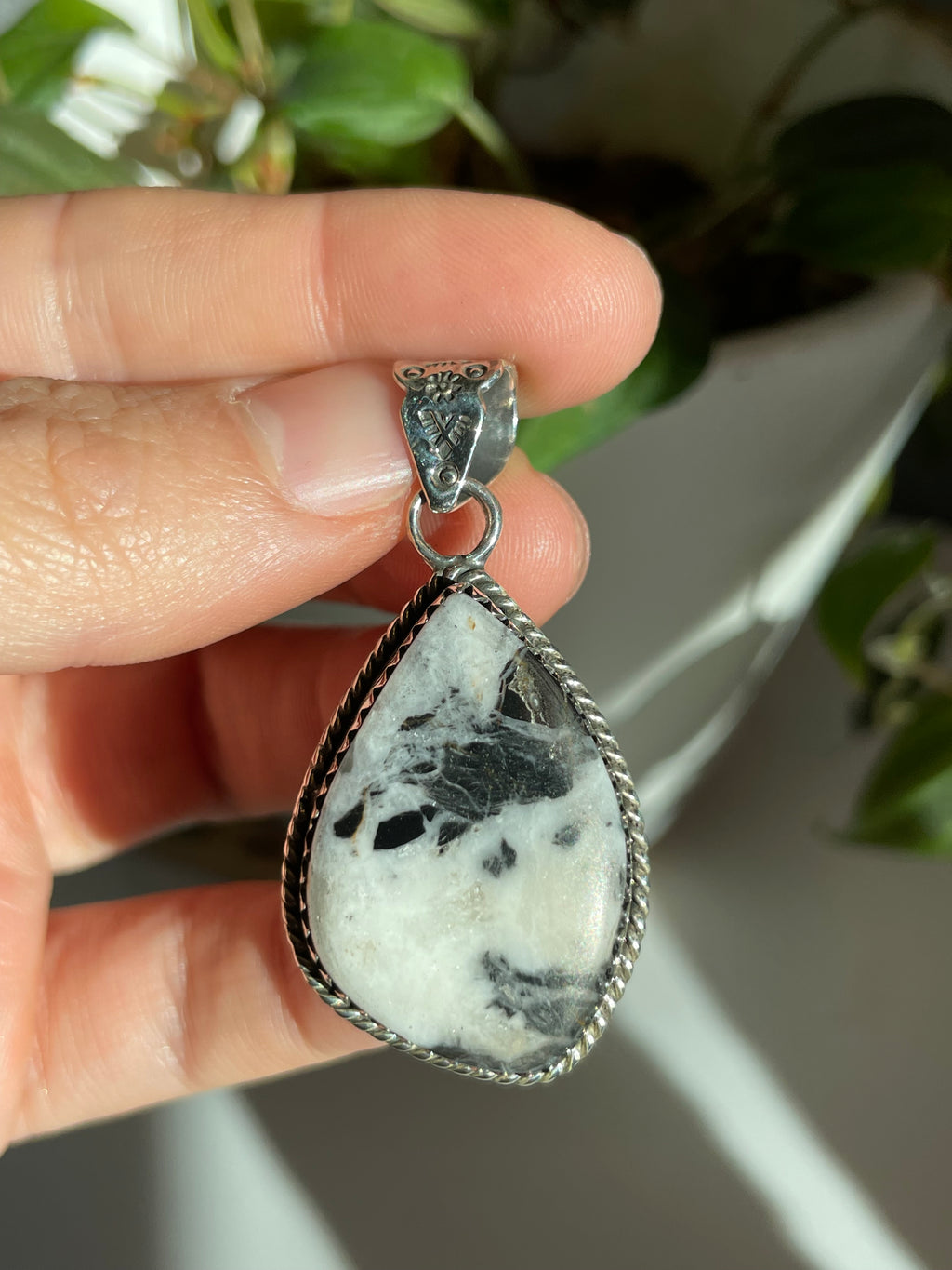White Buffalo Pendant | Sterling Silver 925 B796
