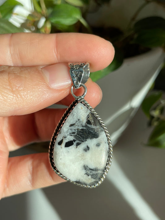 White Buffalo Pendant | Sterling Silver 925 B796