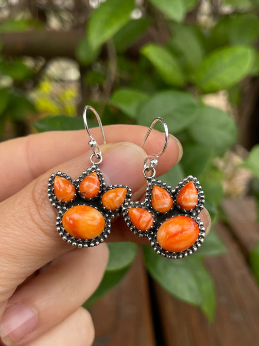 Spiny Oyster Paw Dangle Earrings | 925 Sterling Silver B965