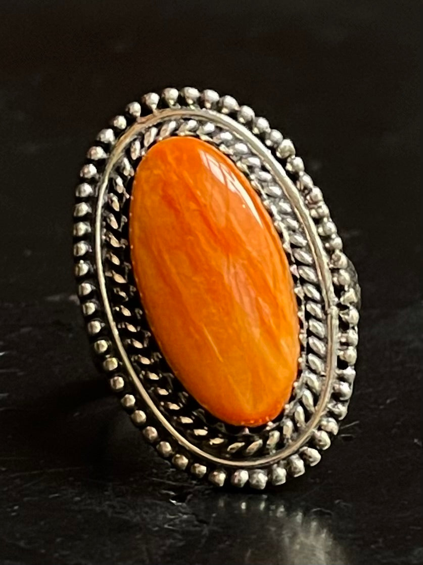 Spiny Oyster Oval Ring Size 7 | 925 Sterling Silver G218