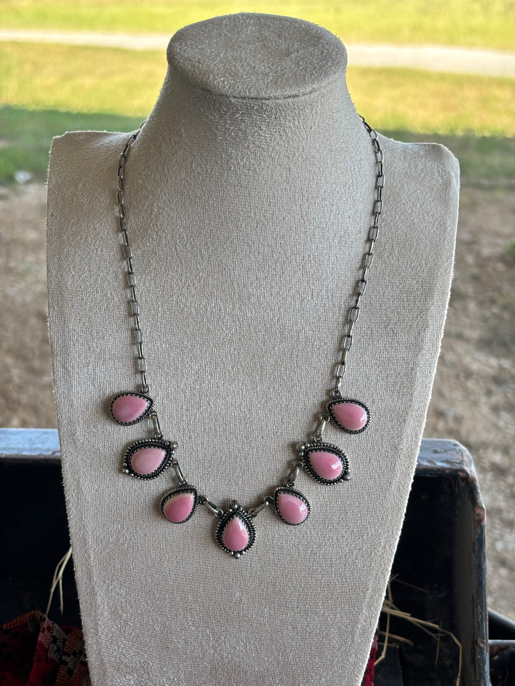 Pink Conch Teardrop Statement Necklace | 925 Sterling Silver Z23