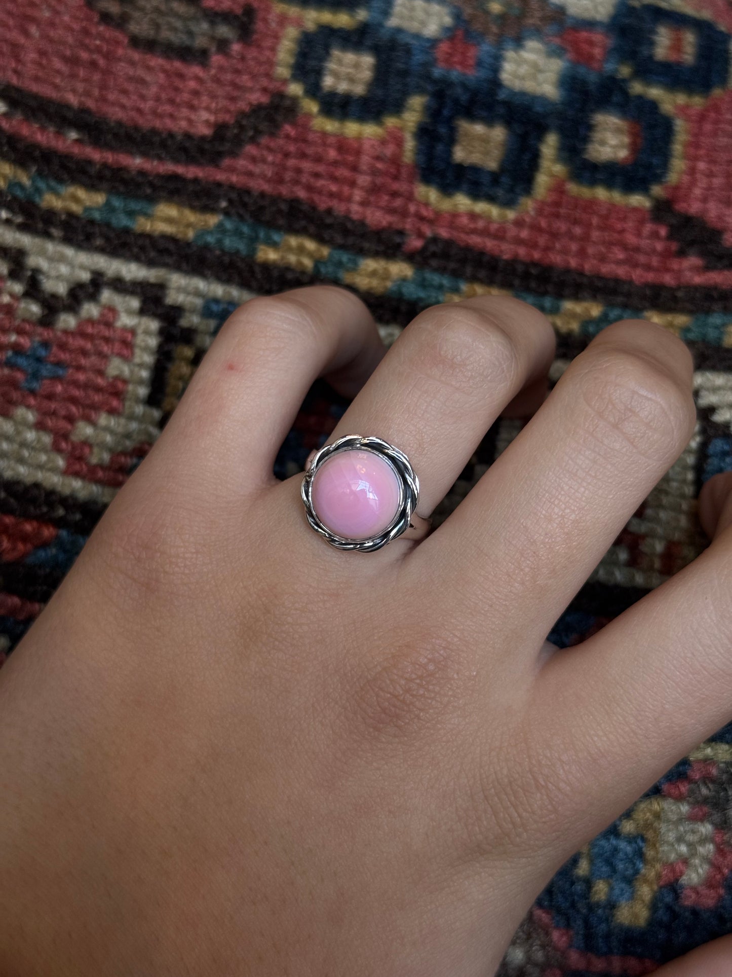 Pink Conch Ring | Sterling Silver | Size 8 | C154