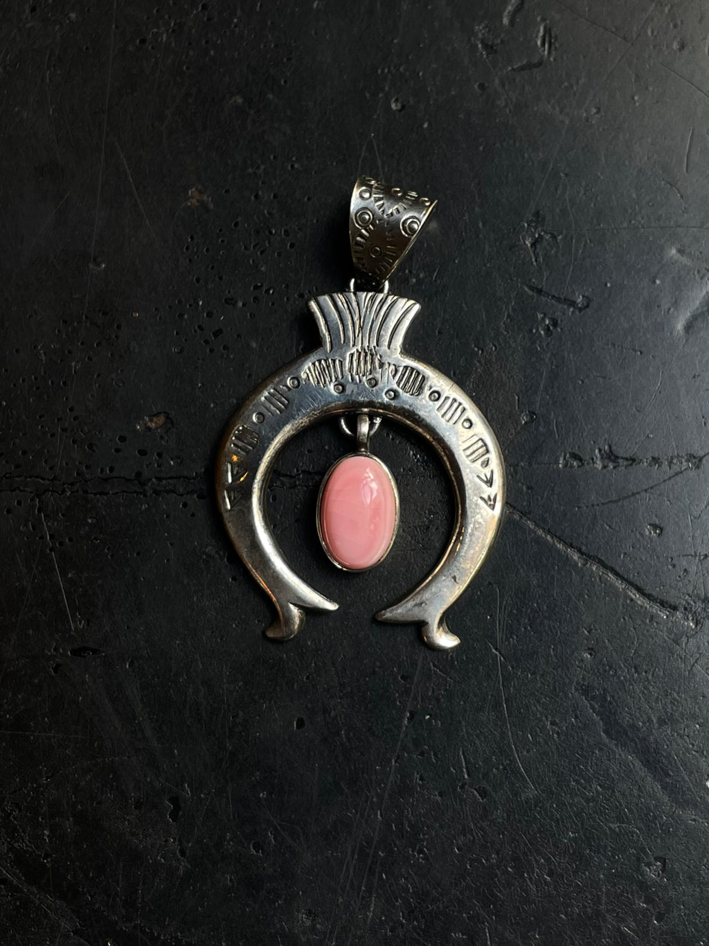 Pink Conch Naja Pendant | 925 Sterling Silver E282