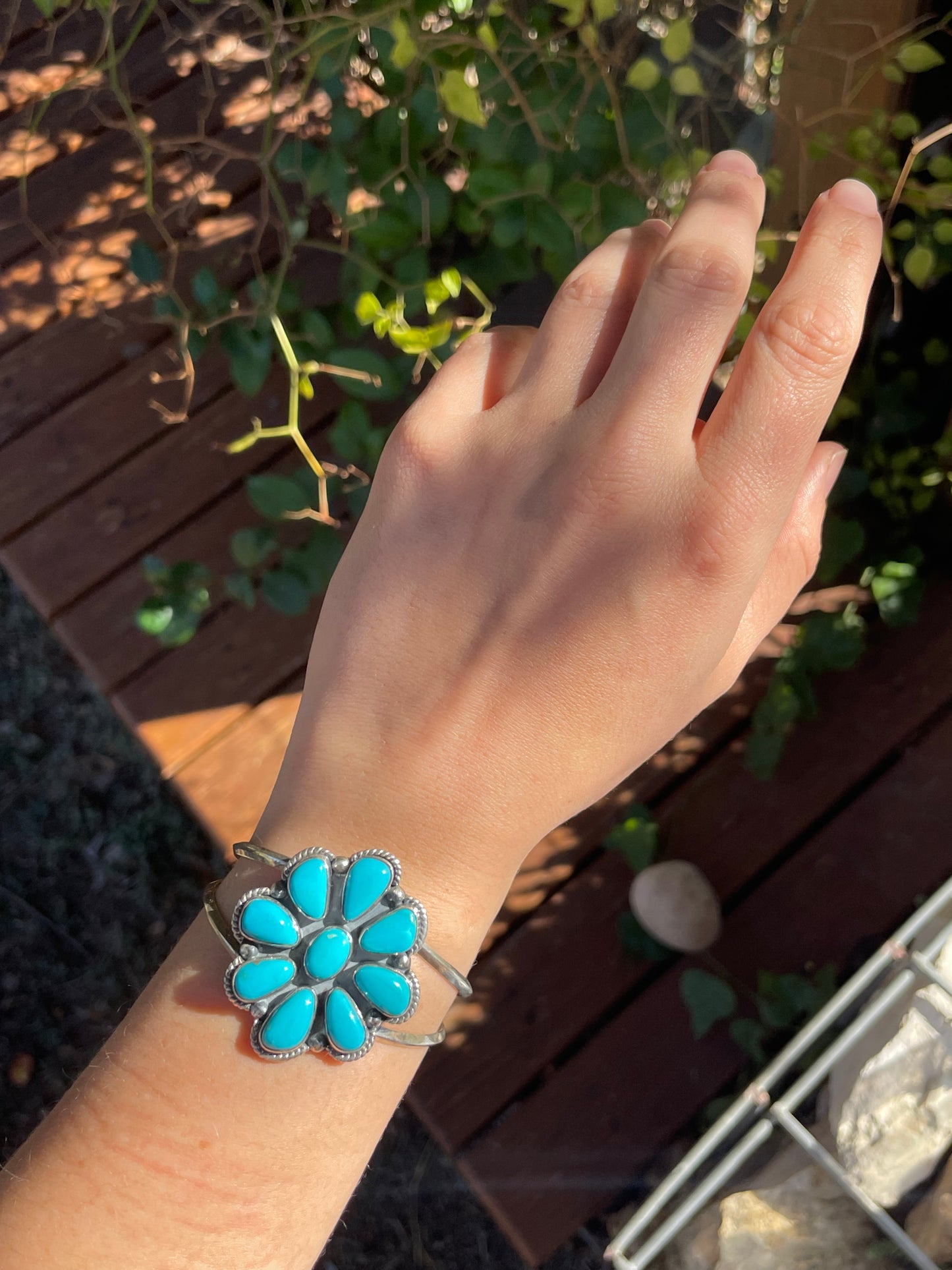 Kingman Turquoise Cluster Flower Cuff | 925 Sterling Silver | B9508 B883