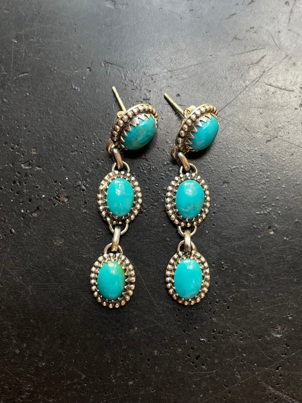 Kingman Turquoise Stud Earrings | 925 Sterling Silver G633