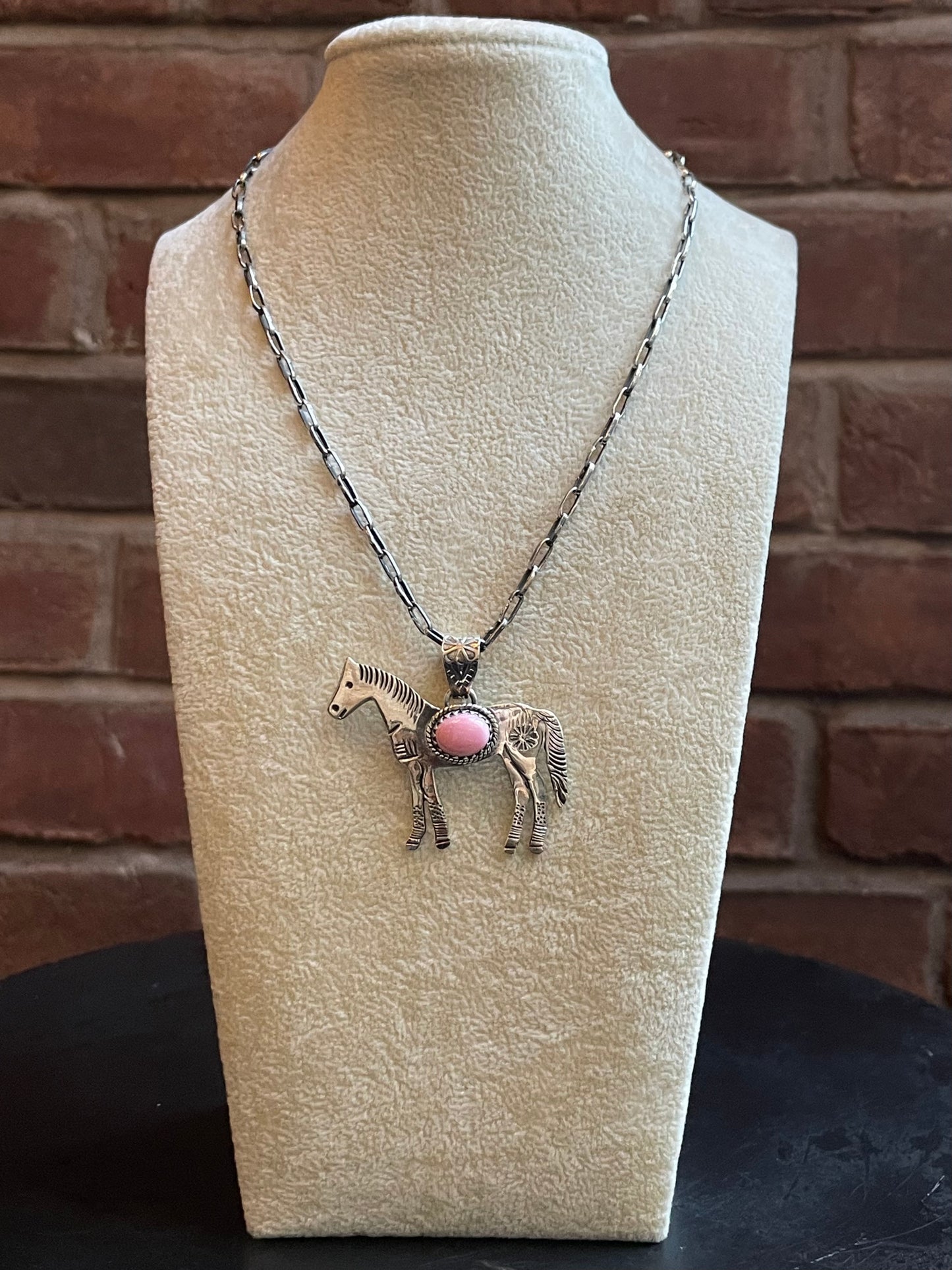 Pink Conch Horse Pendant | 925 Sterling Silver E249