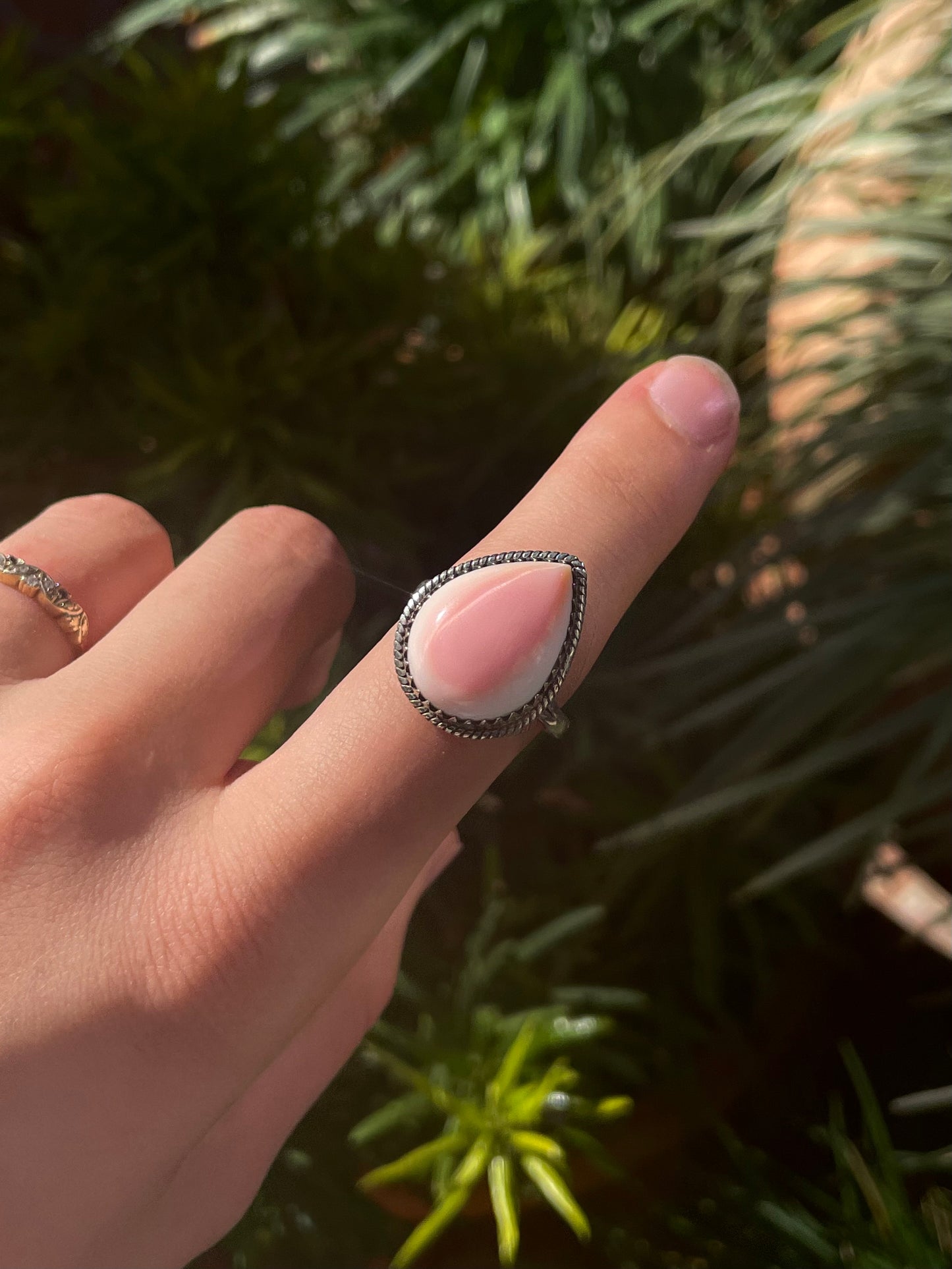 Pink Conch Teardrop Ring Size 9.5 | 925 Sterling Silver C874