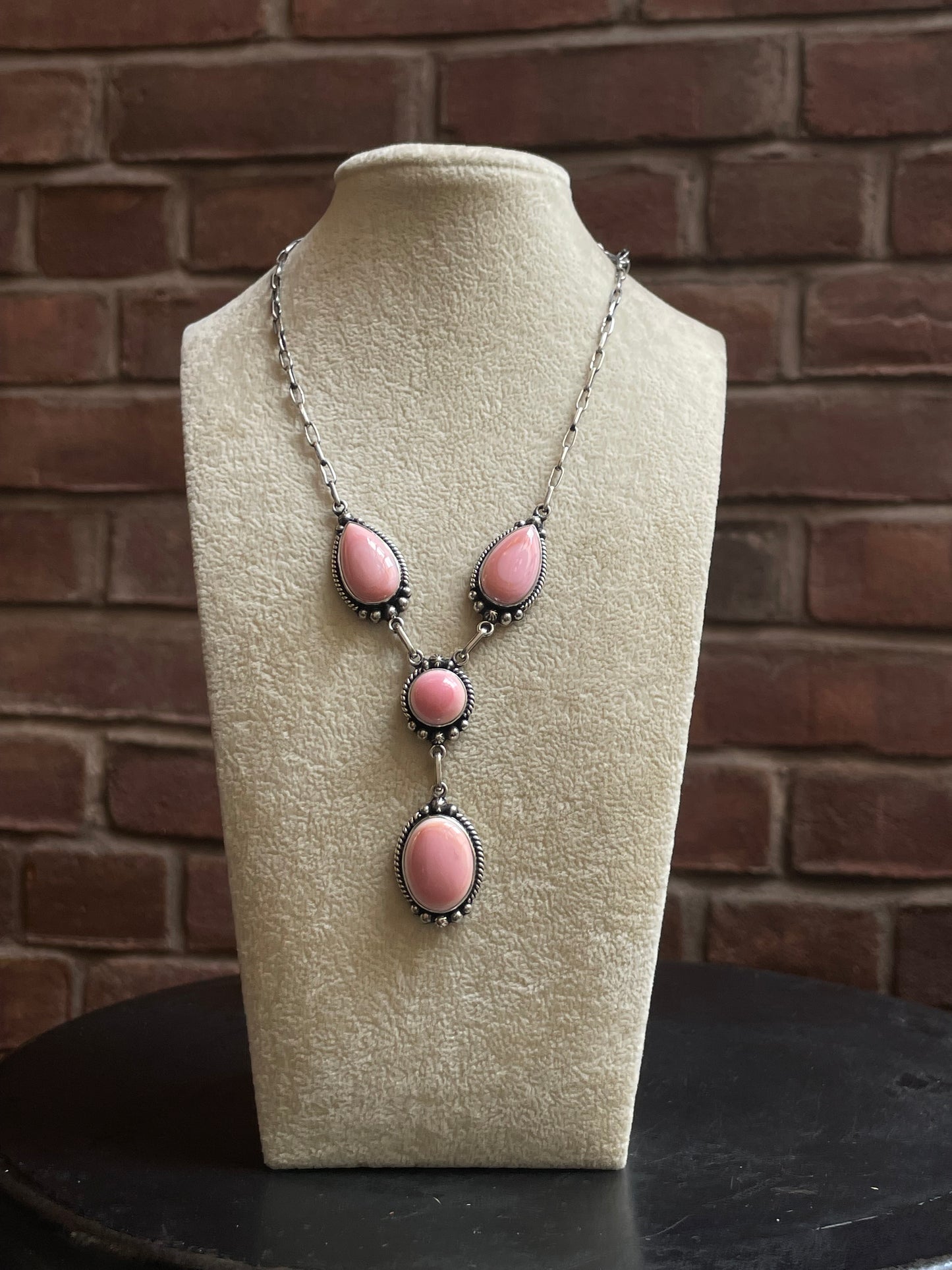 Pink Conch Lariat Necklace | Graduated Oval Stations | 925 Silver E574