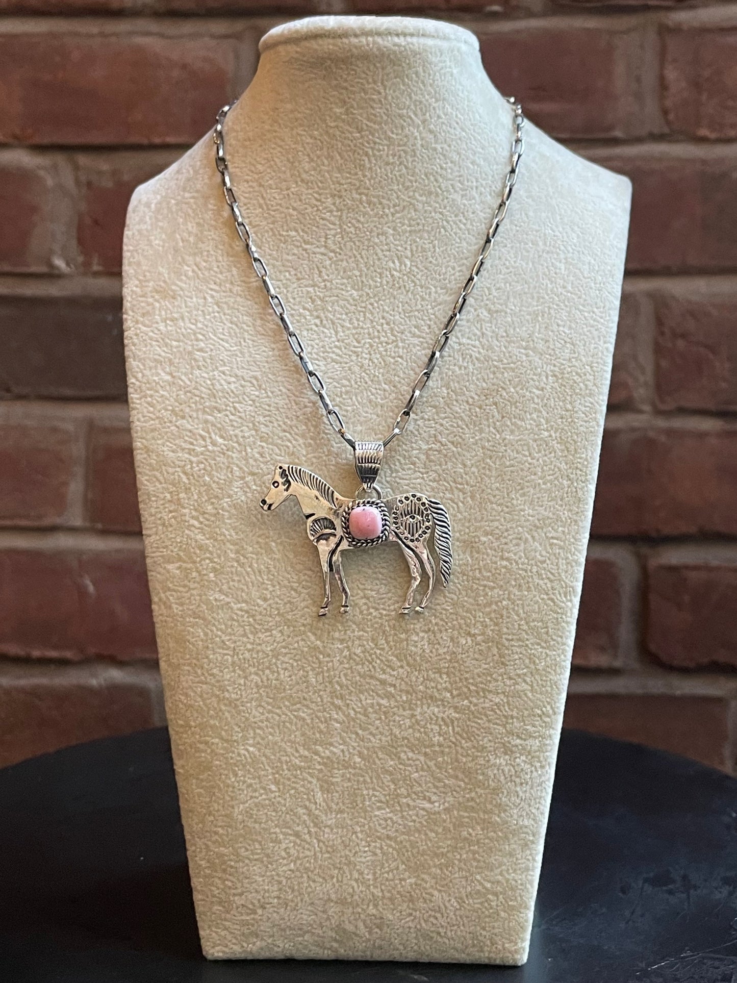 Pink Conch Horse Pendant | 925 Sterling Silver E244