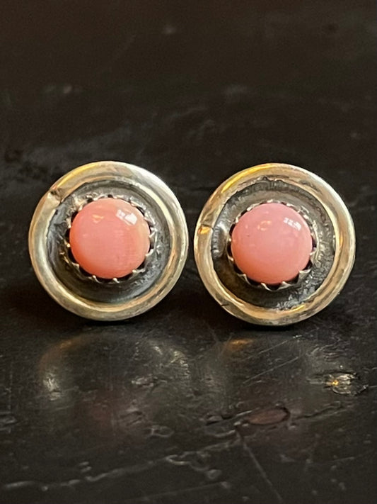 Pink Conch Stud Earrings | 925 Sterling Silver G182