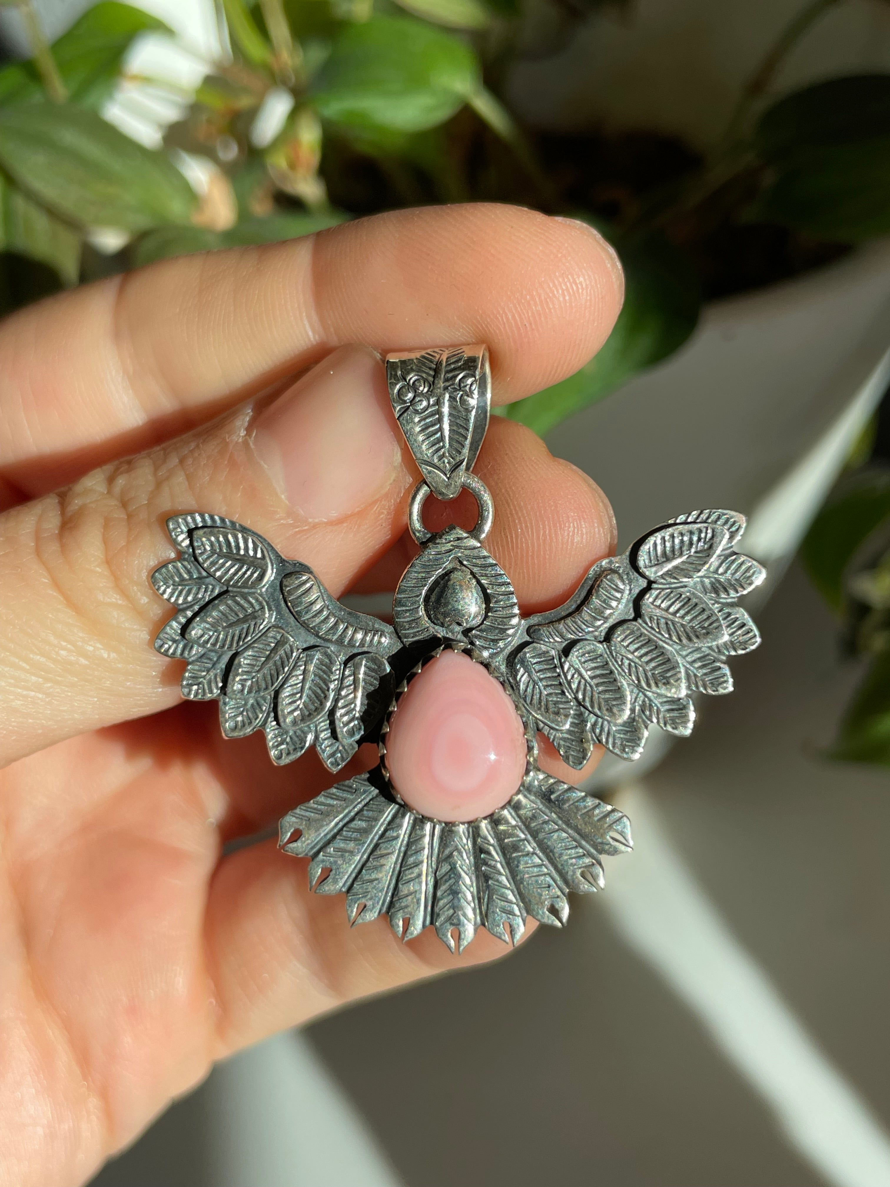 Pink Conch Thunderbird Pendant | Sterling Silver 925 B795
