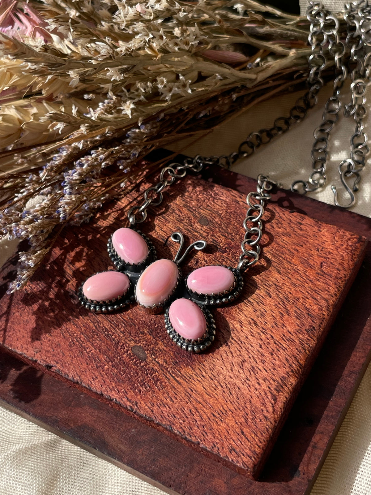 Pink Conch Butterfly Necklace | 925 Sterling Silver D323