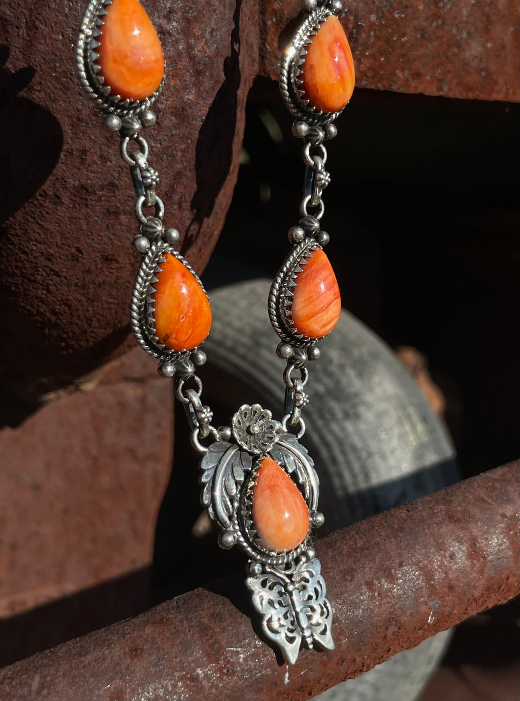 Orange Spiny Oyster Lariat Necklace | Floral Drop with Butterfly | 925 Sterling Silver E595
