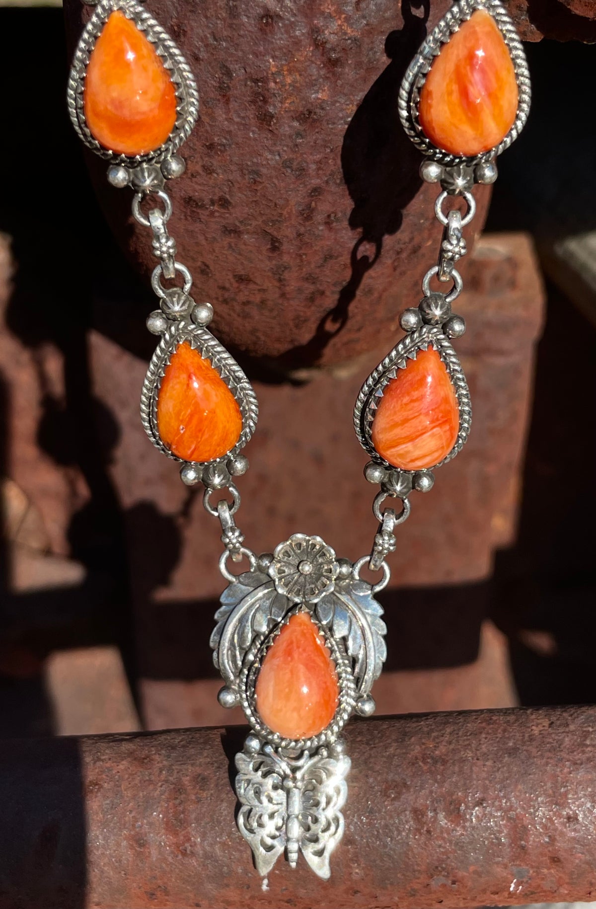 Orange Spiny Oyster Lariat Necklace | Floral Drop with Butterfly | 925 Sterling Silver E595