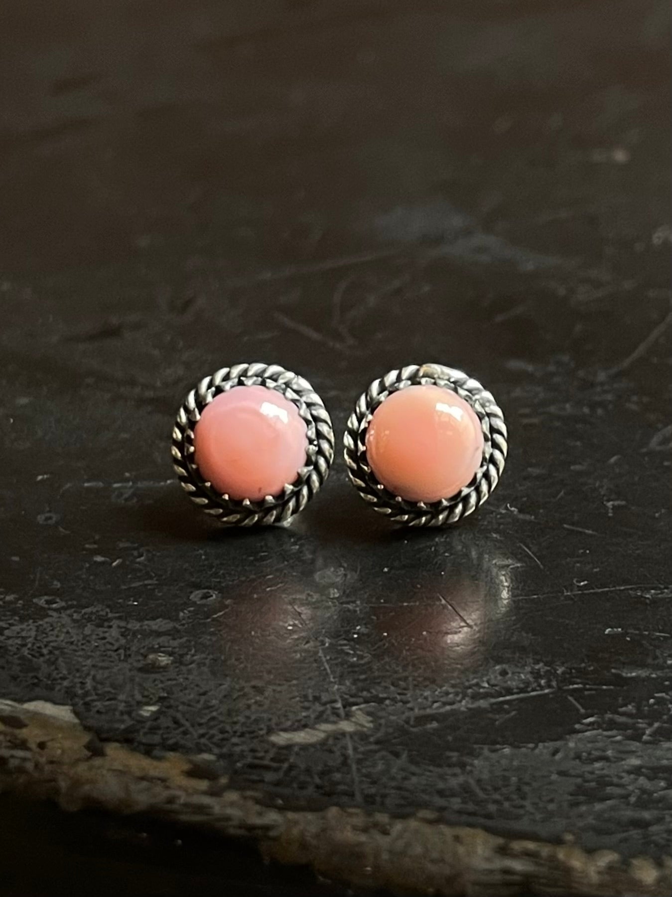 Pink Conch Stud Earrings | 925 Sterling Silver E793